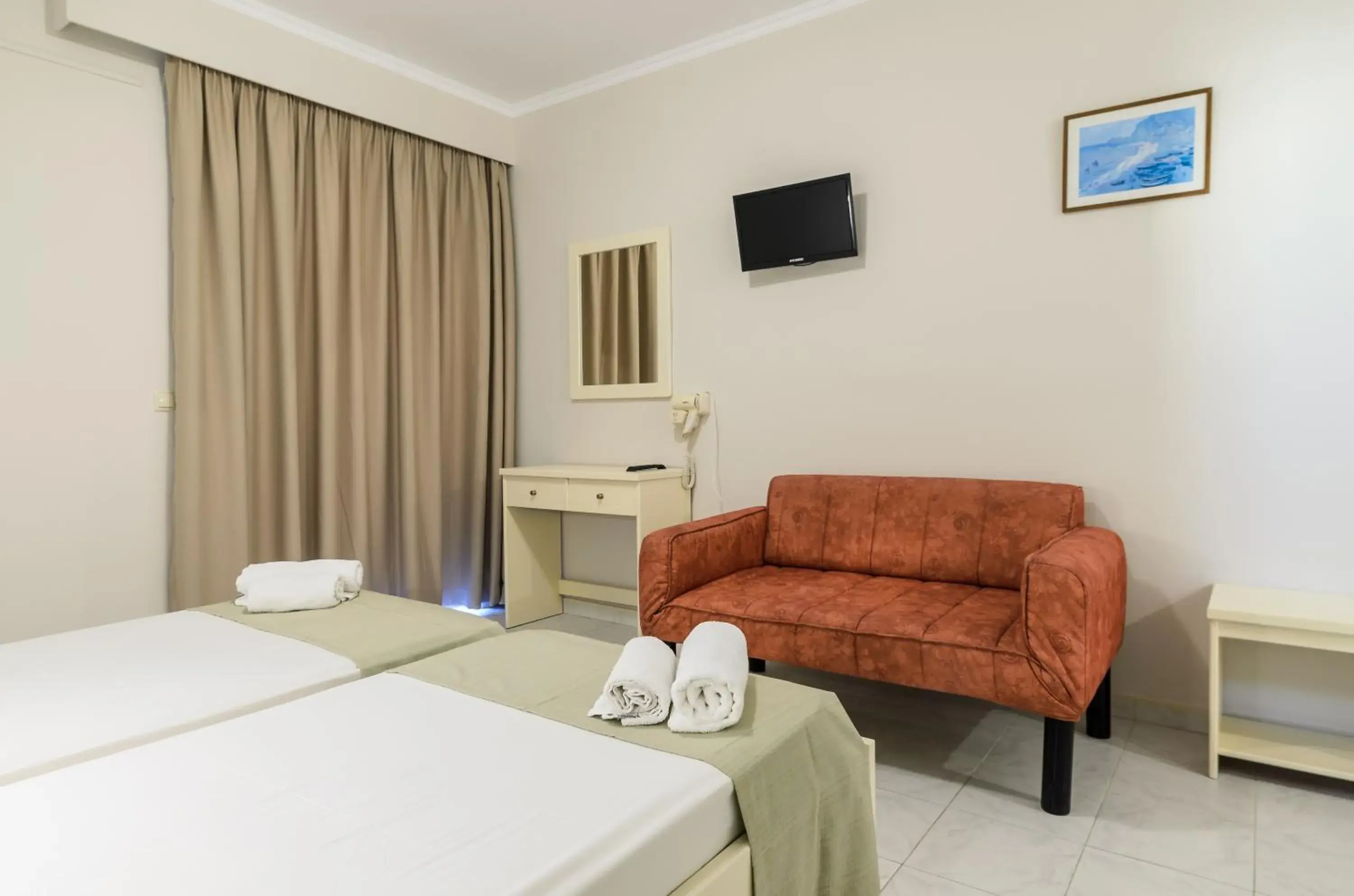 Seating area, Bed in Karras Livin Seating area, Bed in Karras Livin