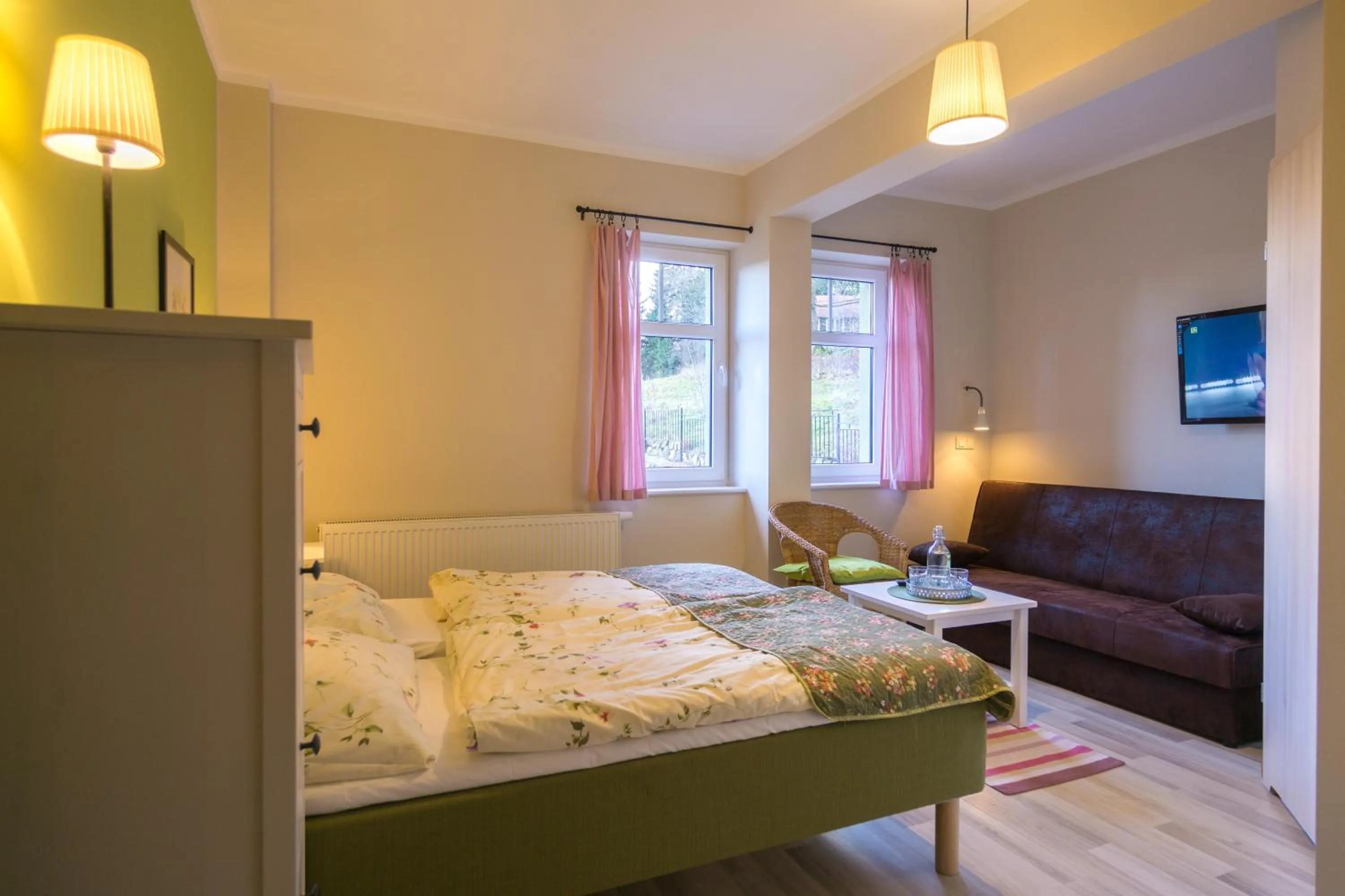 Photo of the whole room in Dom Pod Koziołkami