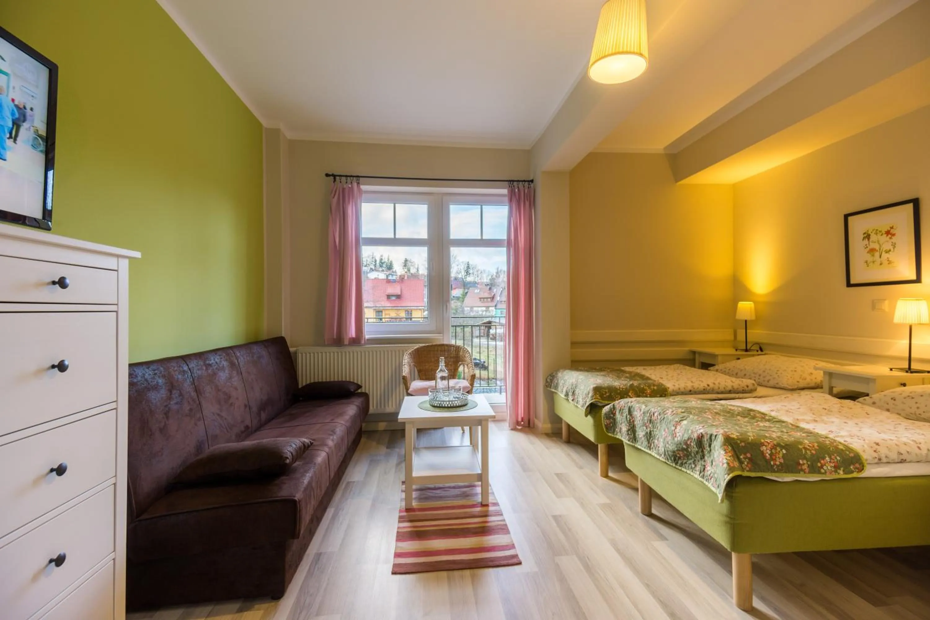 Photo of the whole room in Dom Pod Koziołkami