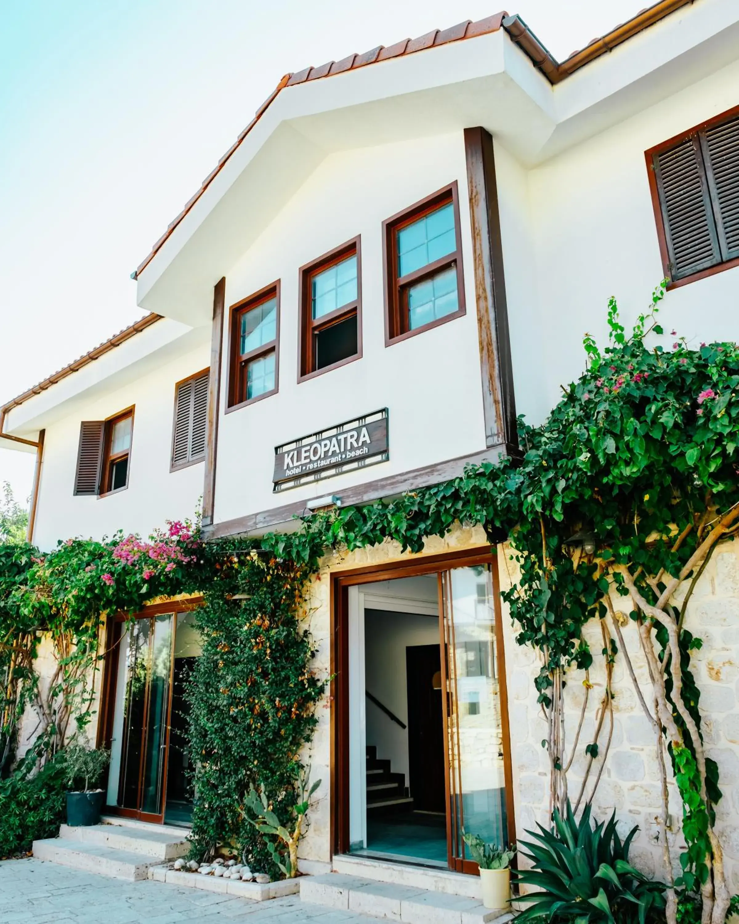 Property Building in Side Kleopatra Beach Hotel