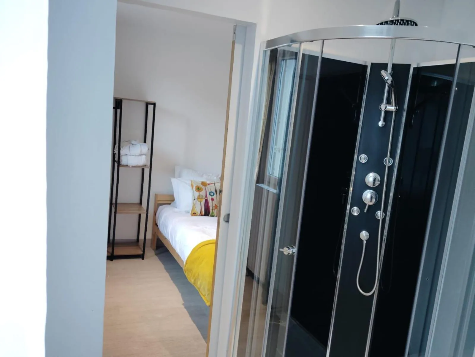 Bed in Ice Rock Hotel