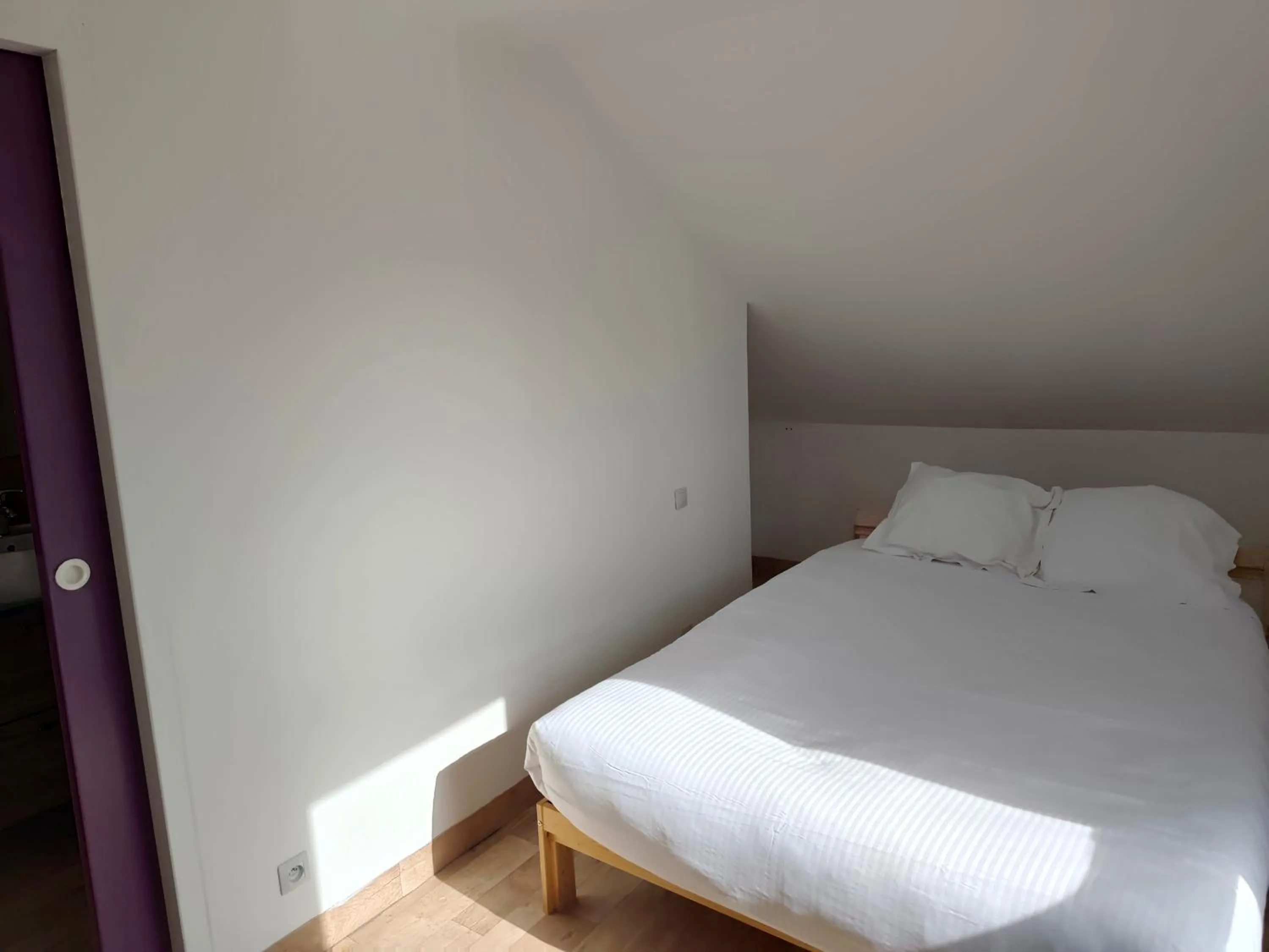 Bed in Ice Rock Hotel