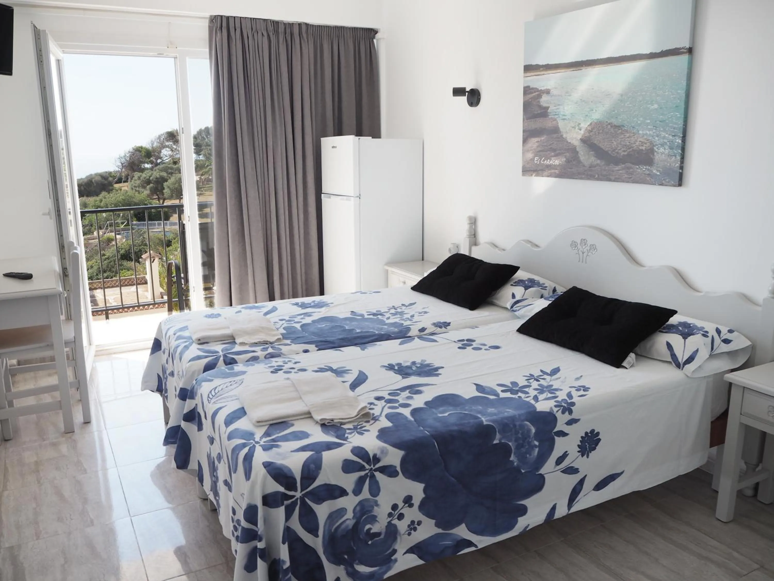 Bedroom, Bed in Hotel Rocamar