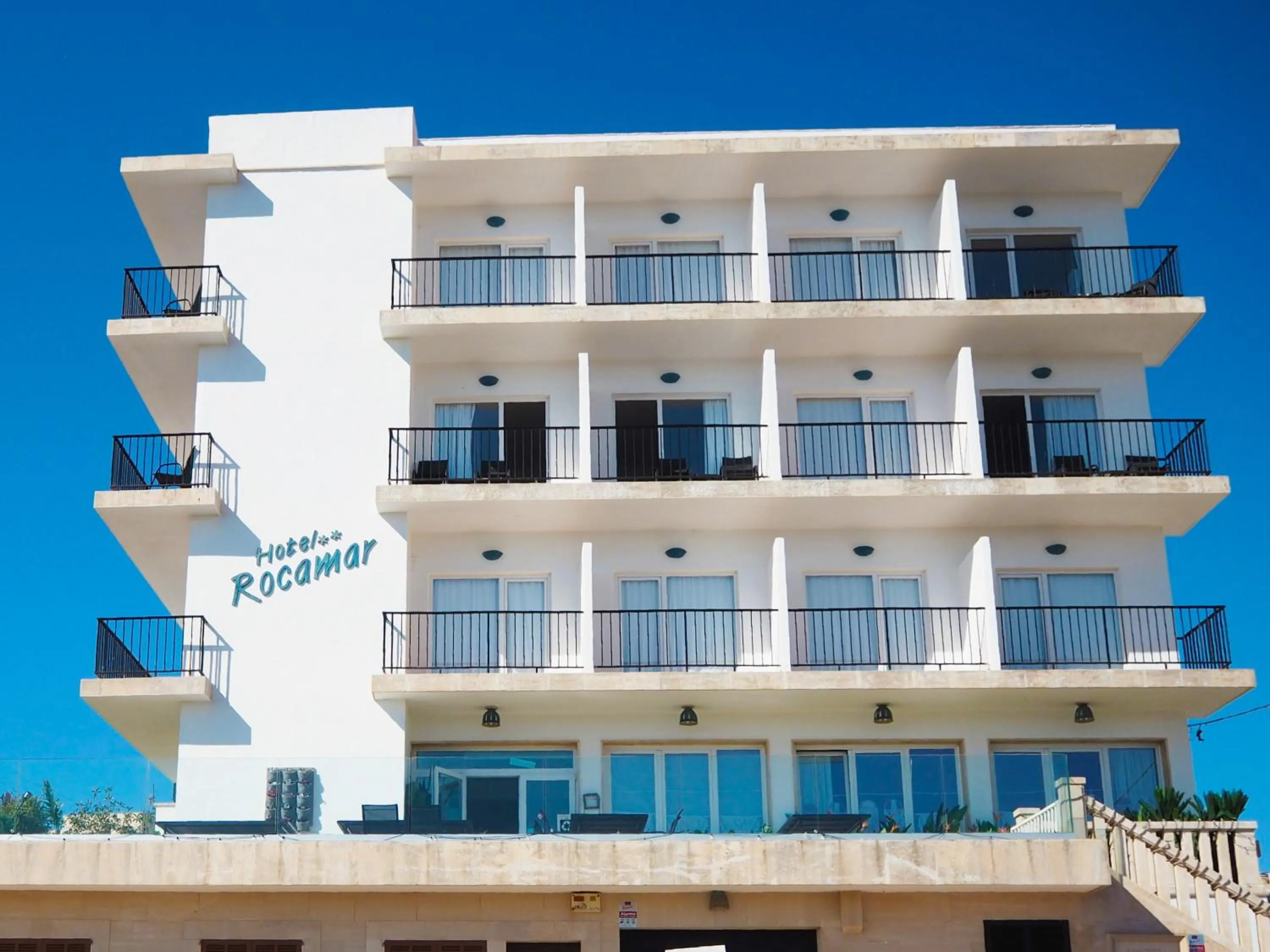 Property building in Hotel Rocamar