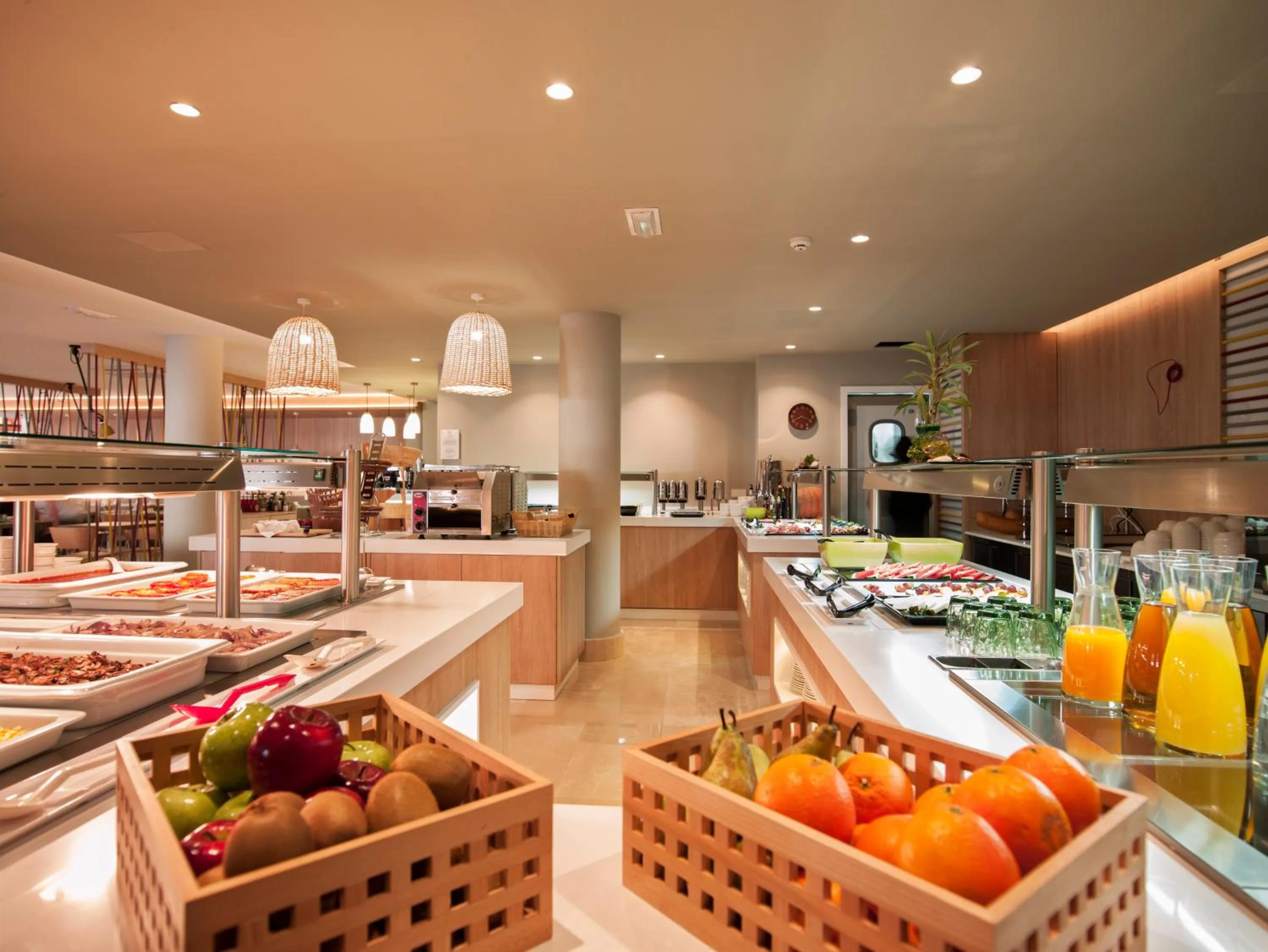 Restaurant/places to eat in Playas Ca's Saboners