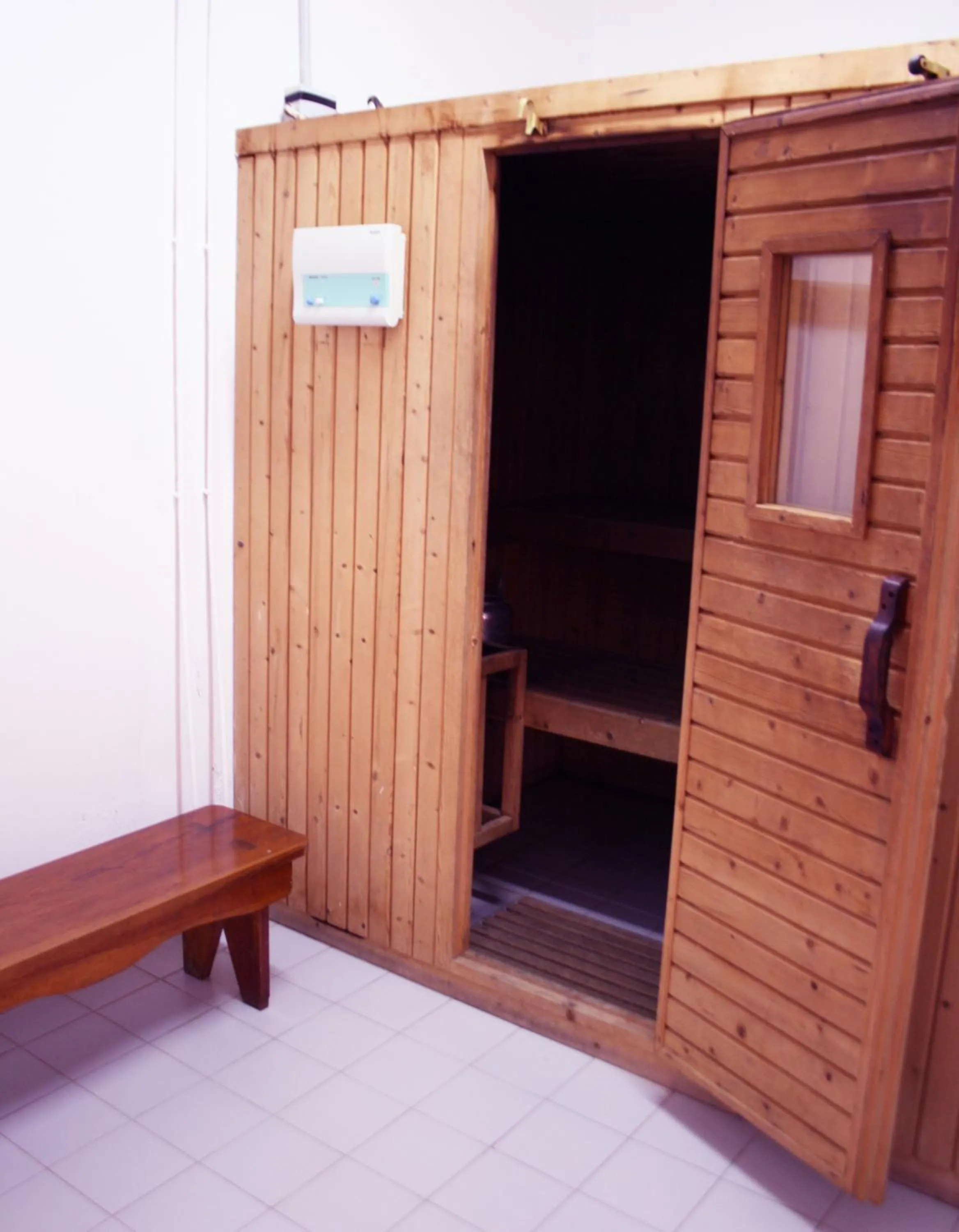 Spa and wellness centre/facilities in Bungalows Parque Bali con AIRE ACONDICIONADO