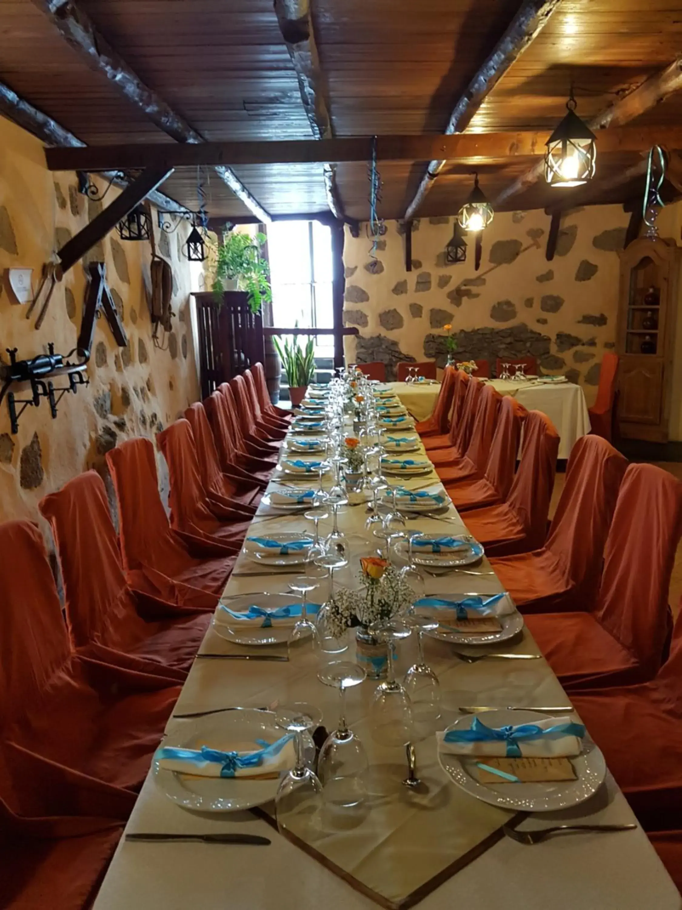 Restaurant/places to eat in Fonda Central Restaurant/places to eat in Fonda Central