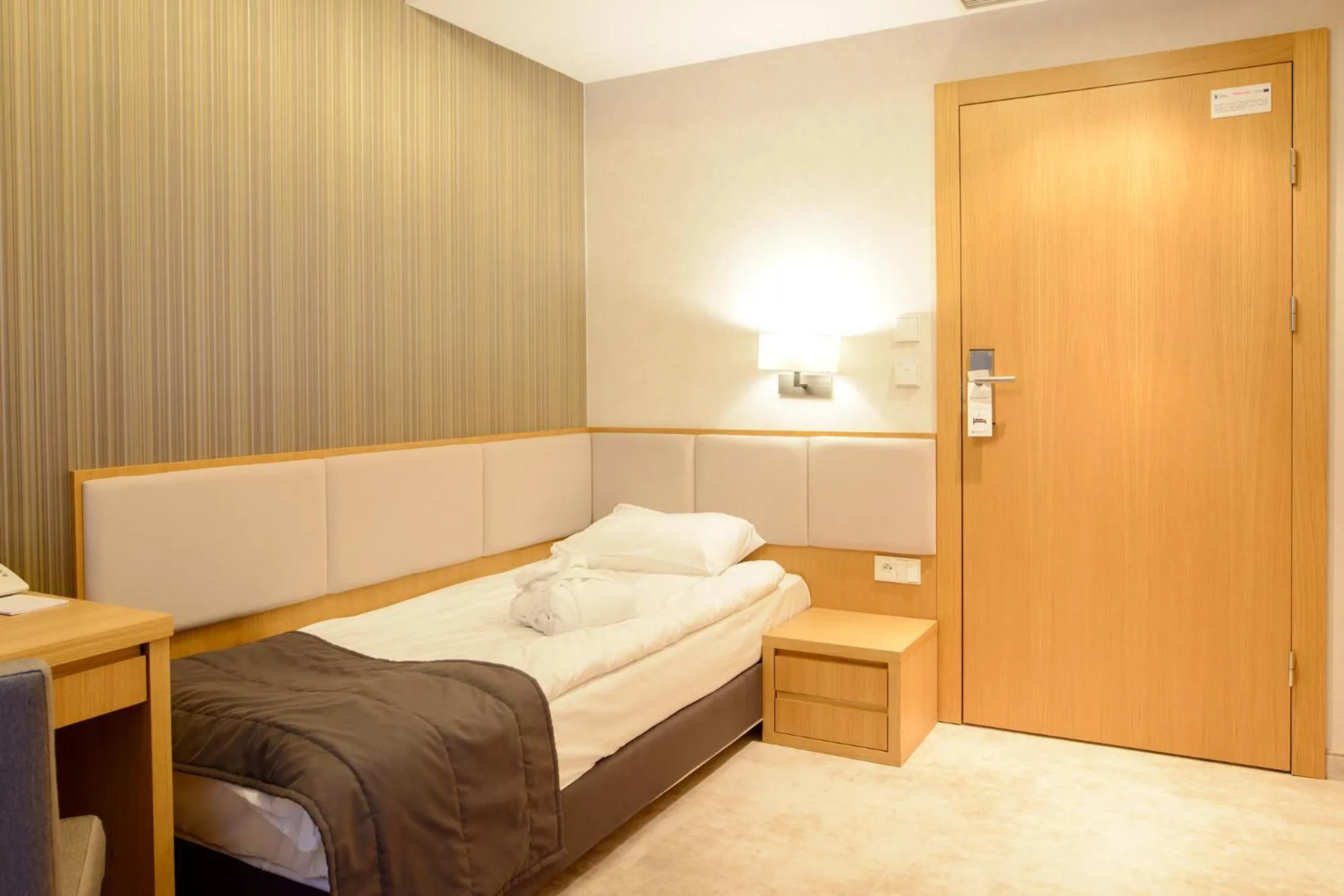 Photo of the whole room, Bed in Eva Park Life & Spa