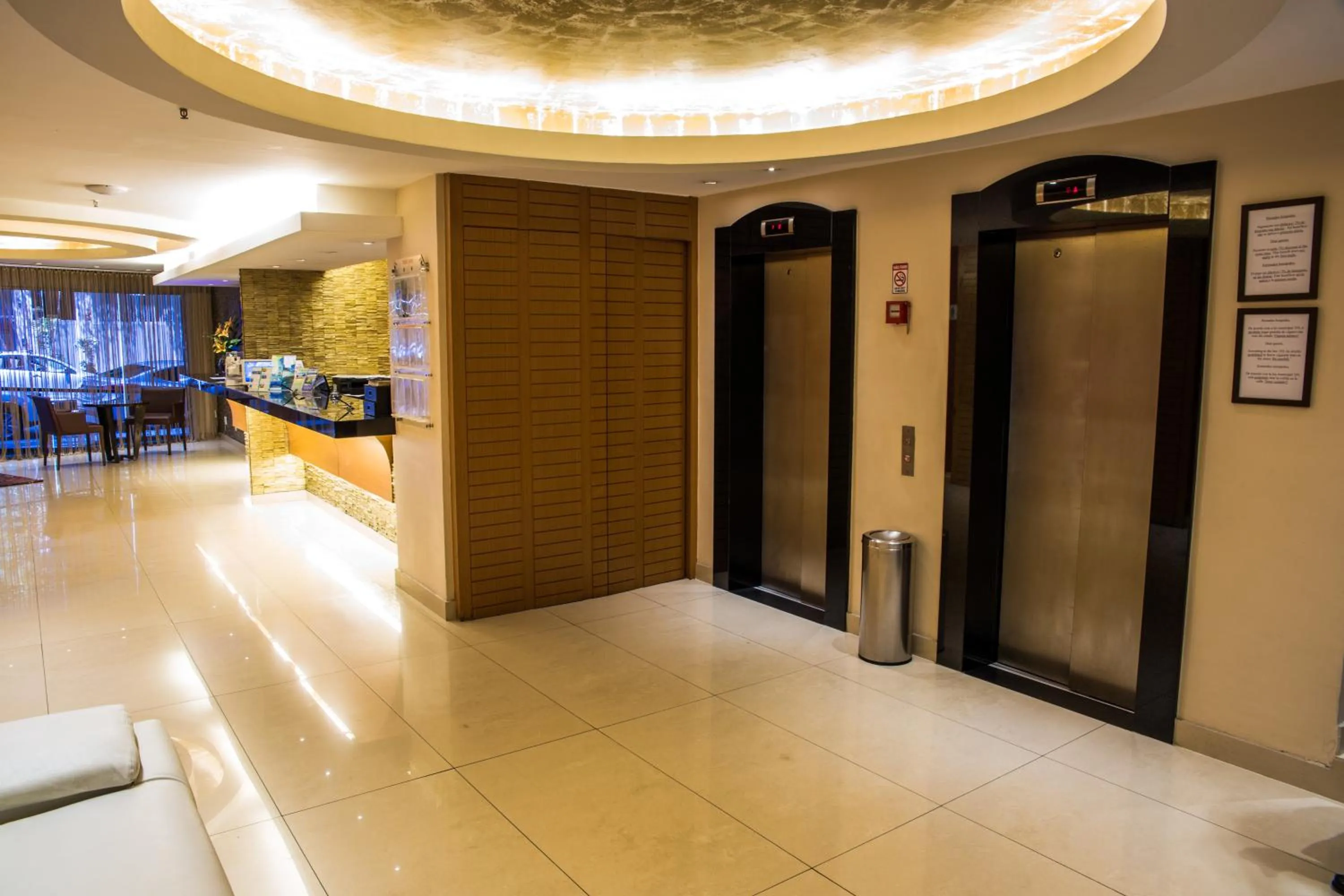 Lobby or reception in Atlantis Copacabana Hotel