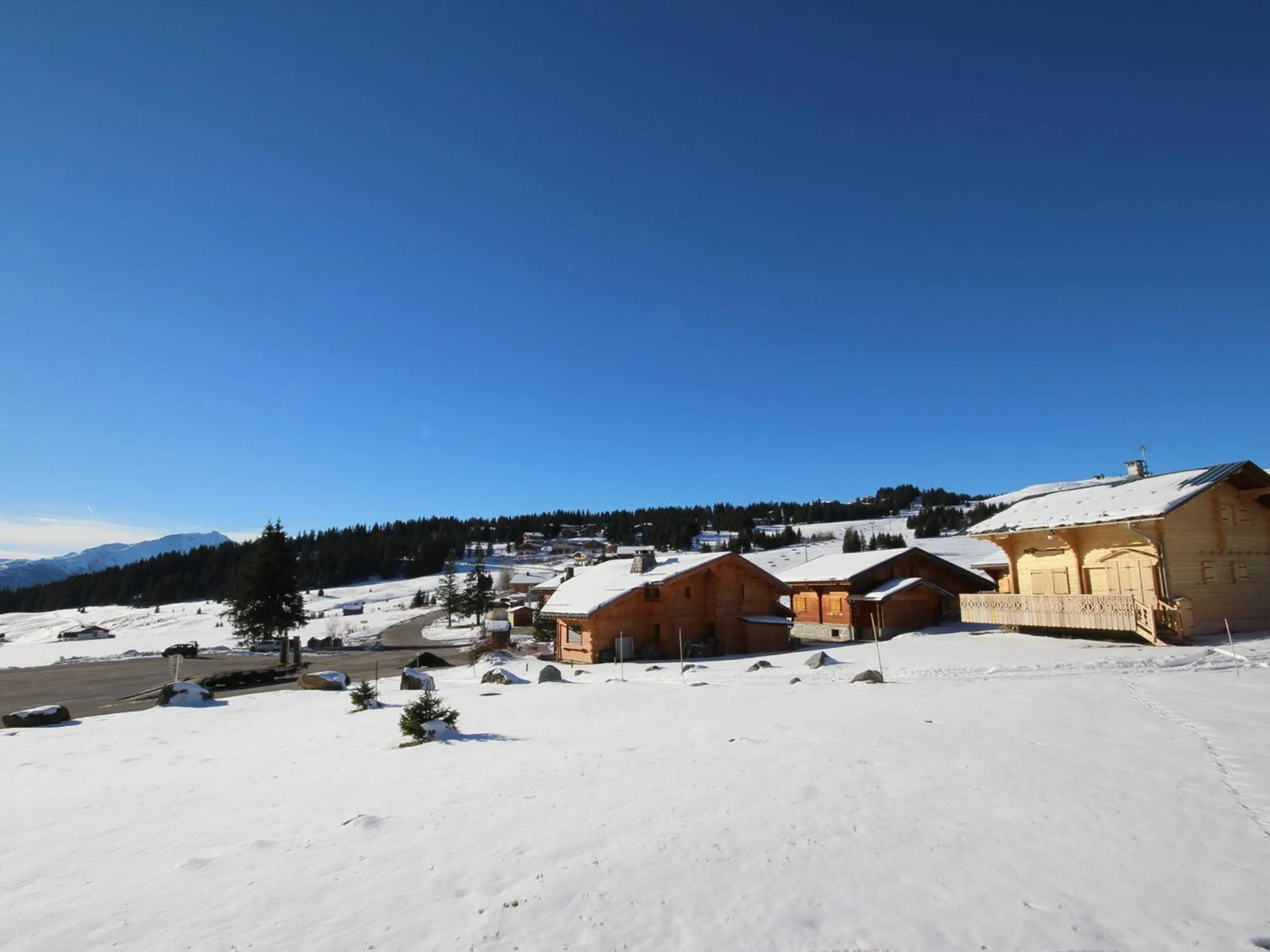 Studio cabine avec grande terrasse et emplacement idéal - FR-1-293-15