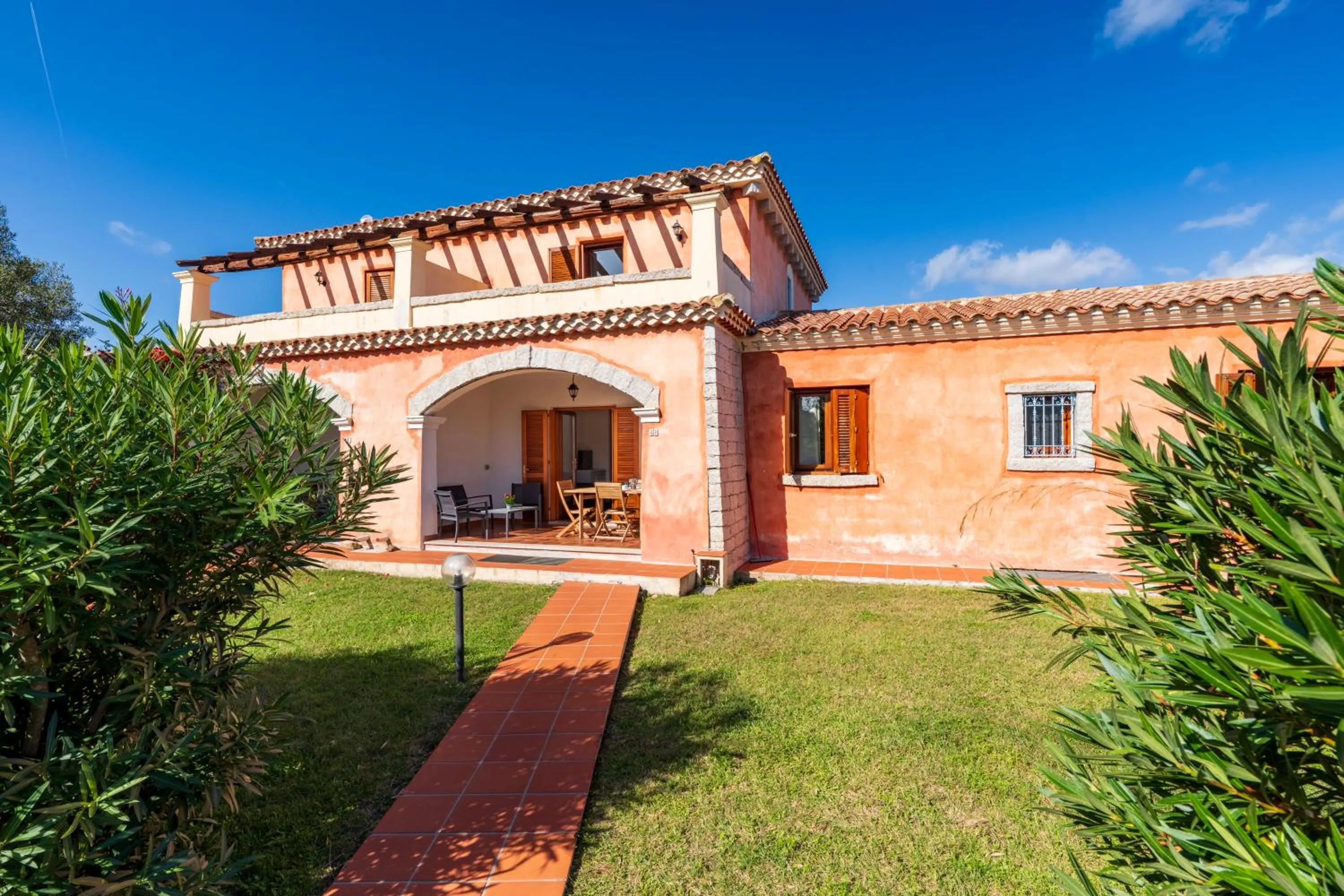 Property building in Vecchio Stazzo