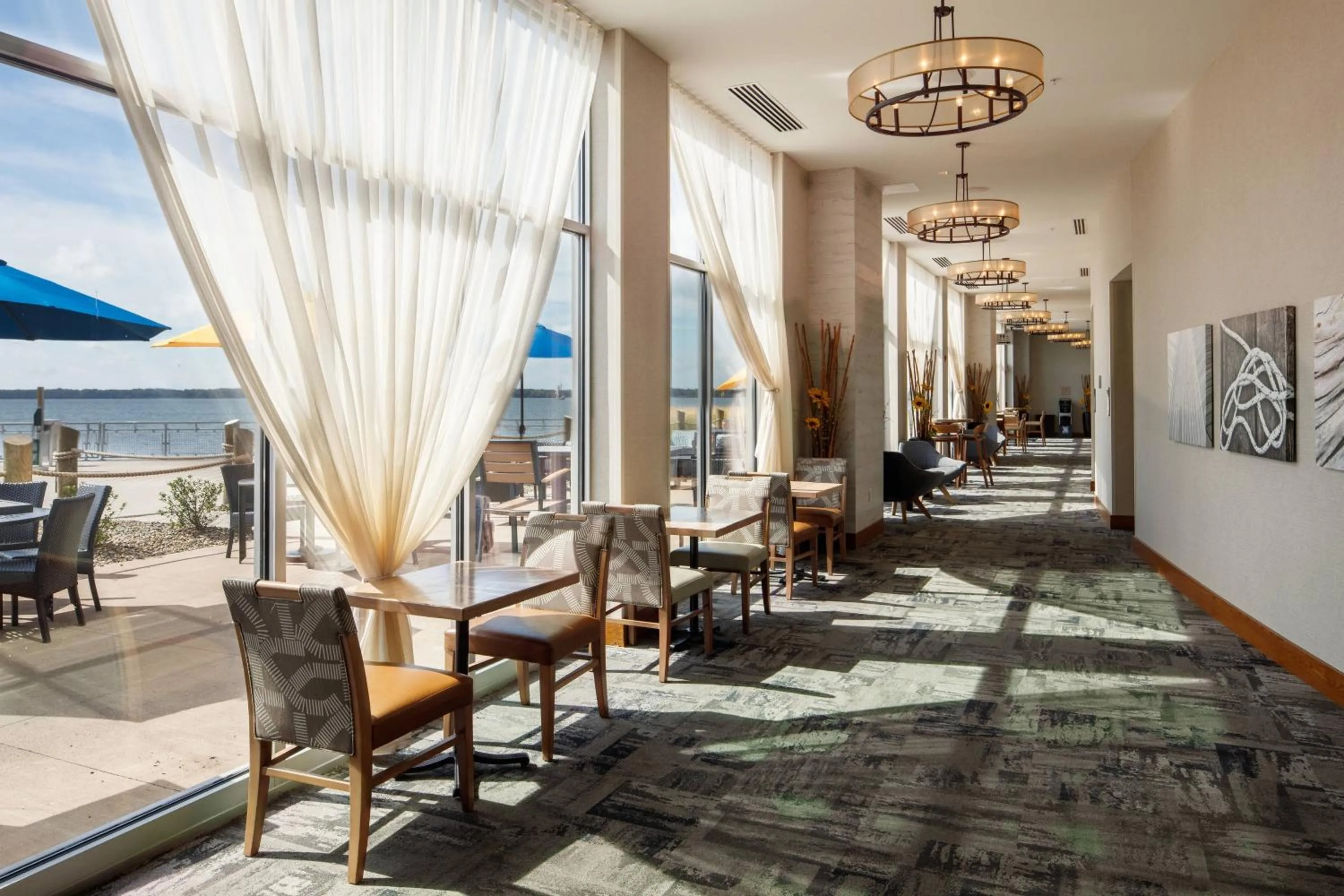 Meeting/conference room in Courtyard by Marriott Erie Bayfront