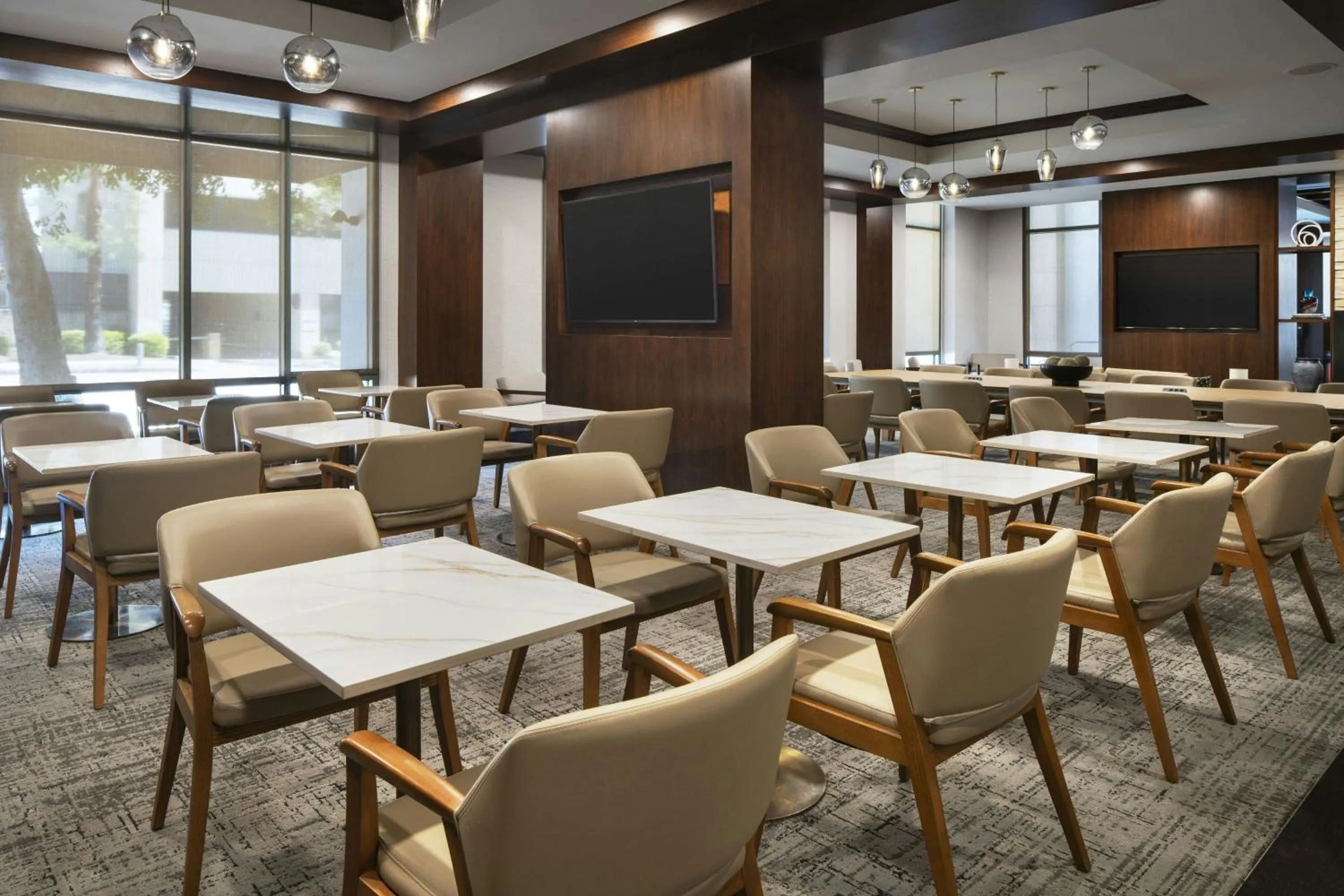 Restaurant/places to eat in Residence Inn by Marriott Los Angeles Pasadena/Old Town