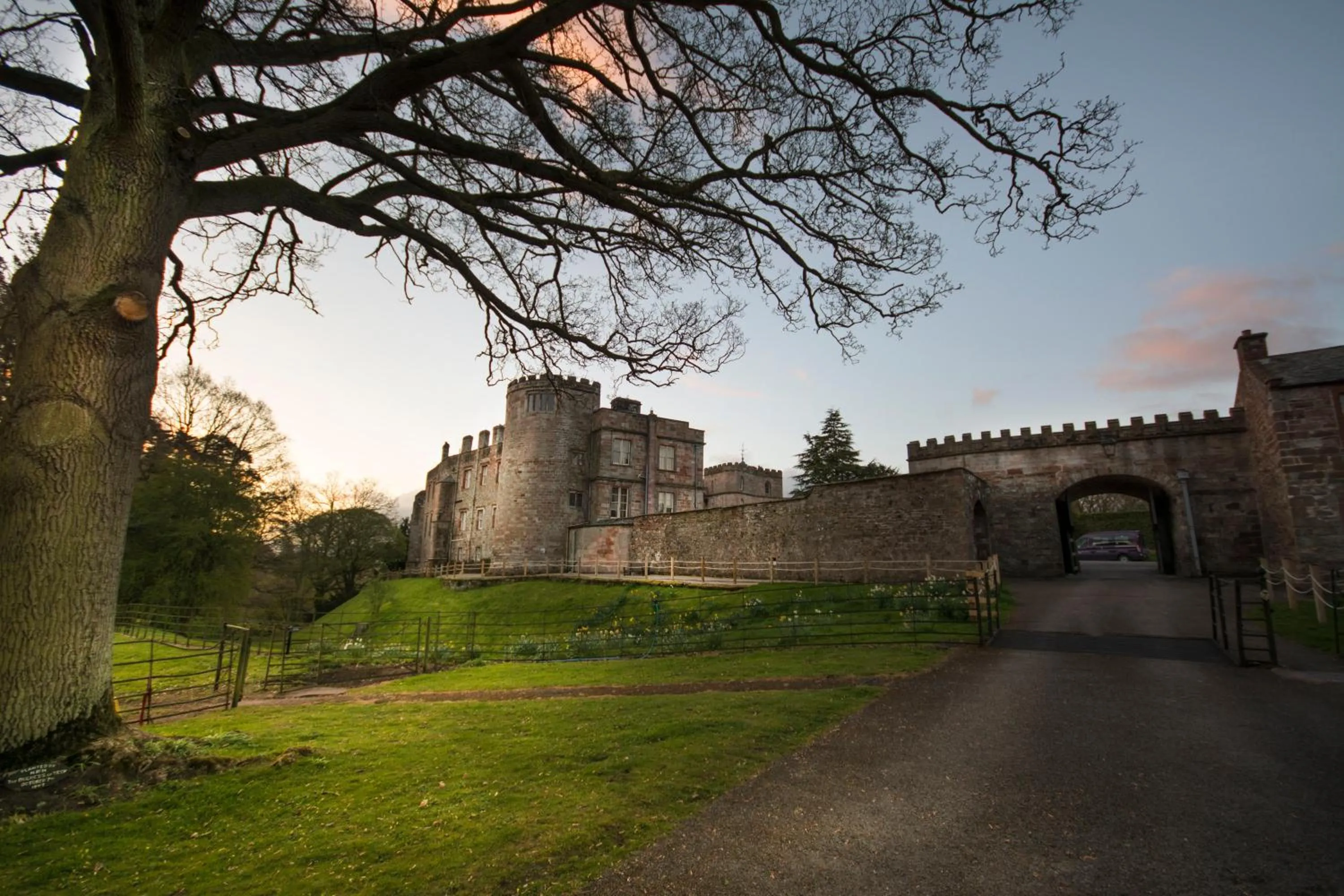 Garden view in Appleby Castle