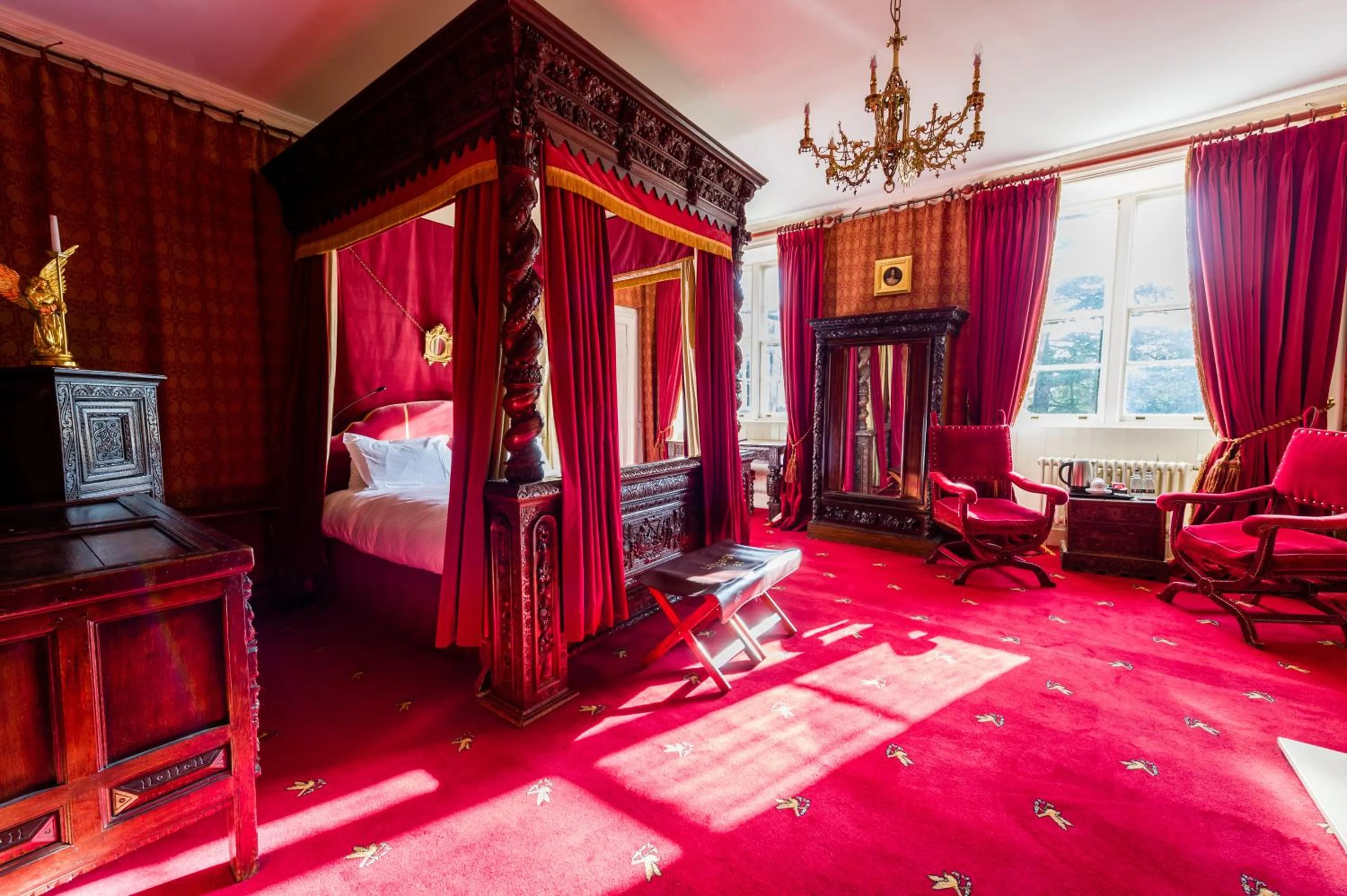 Photo of the whole room, Bed in Appleby Castle