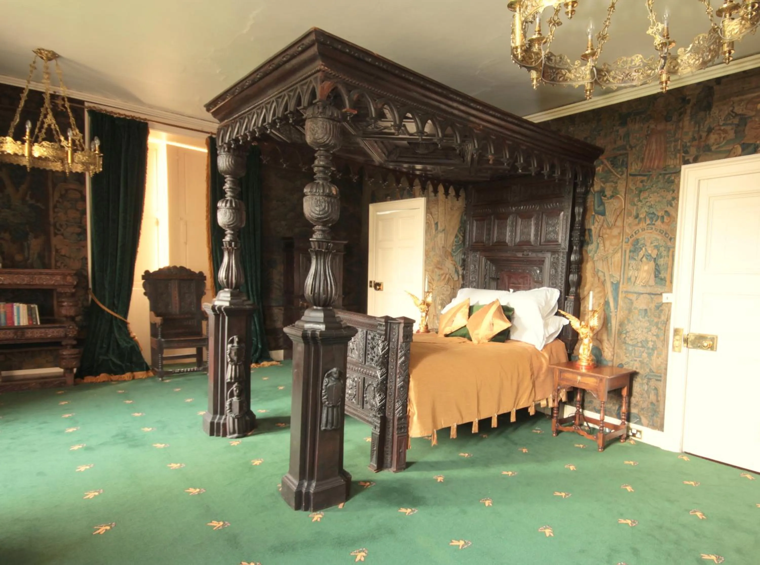 Photo of the whole room, Bed in Appleby Castle