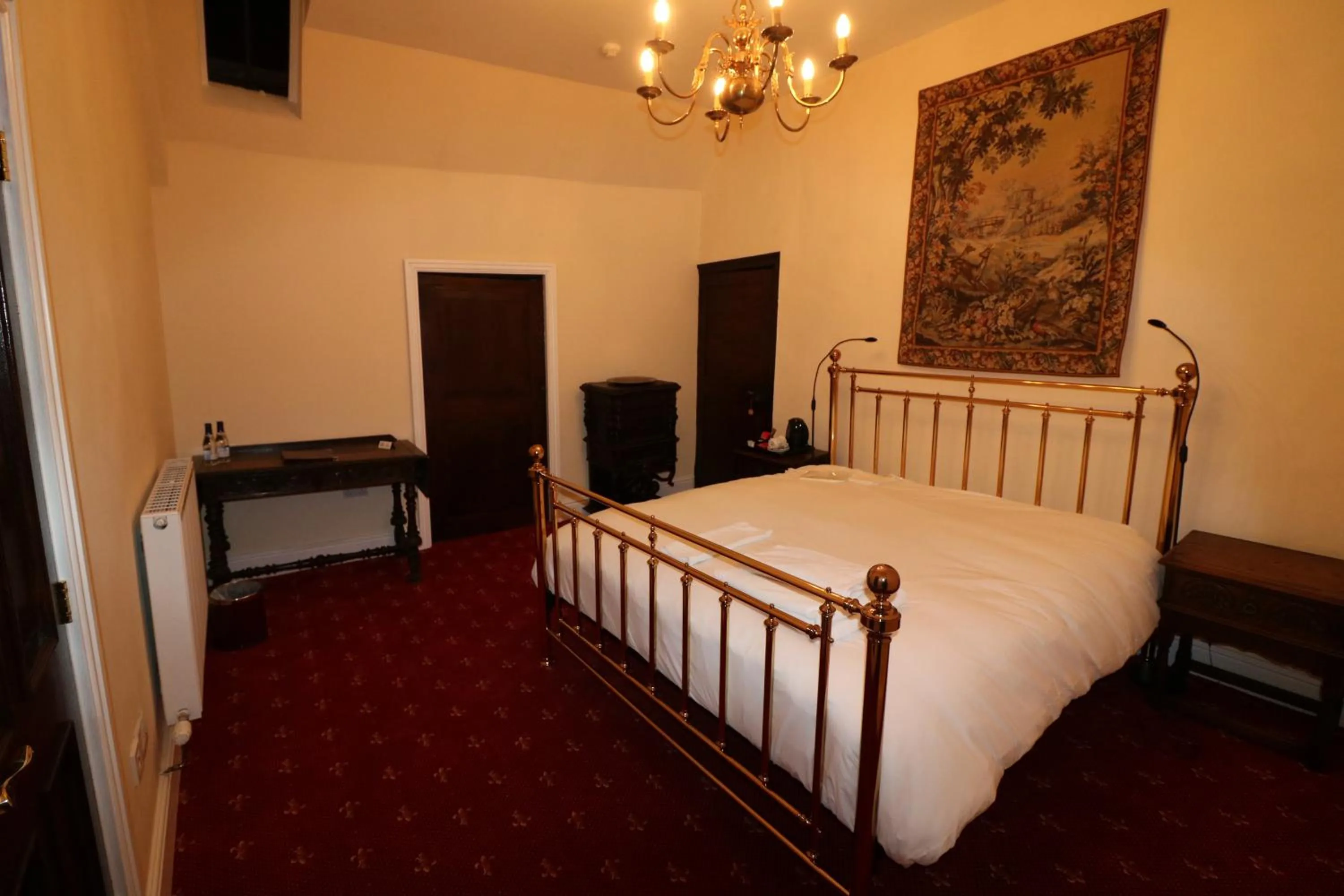 Bedroom, Bed in Appleby Castle