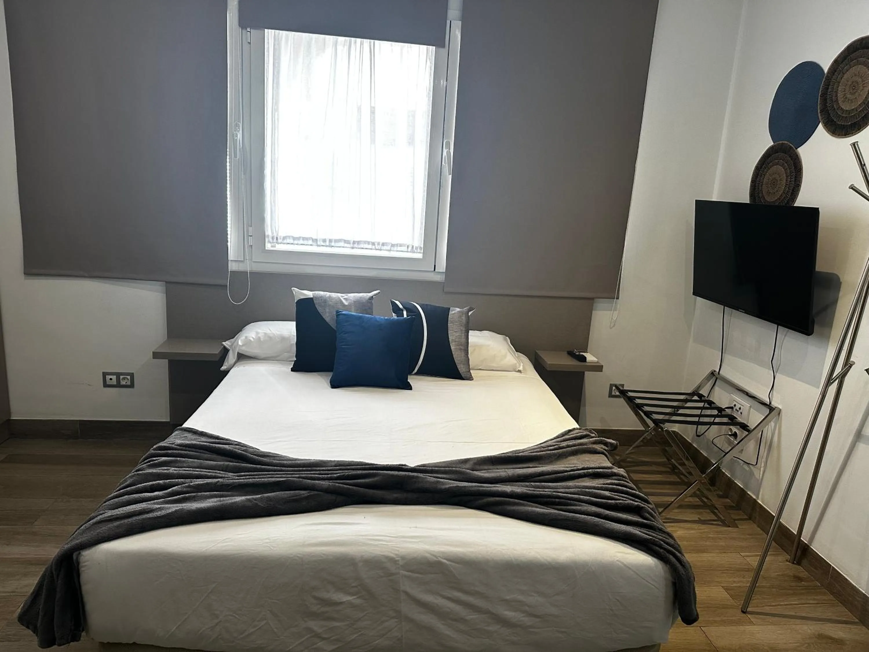 Bedroom, Bed in Apartamentos Campo Del Príncipe