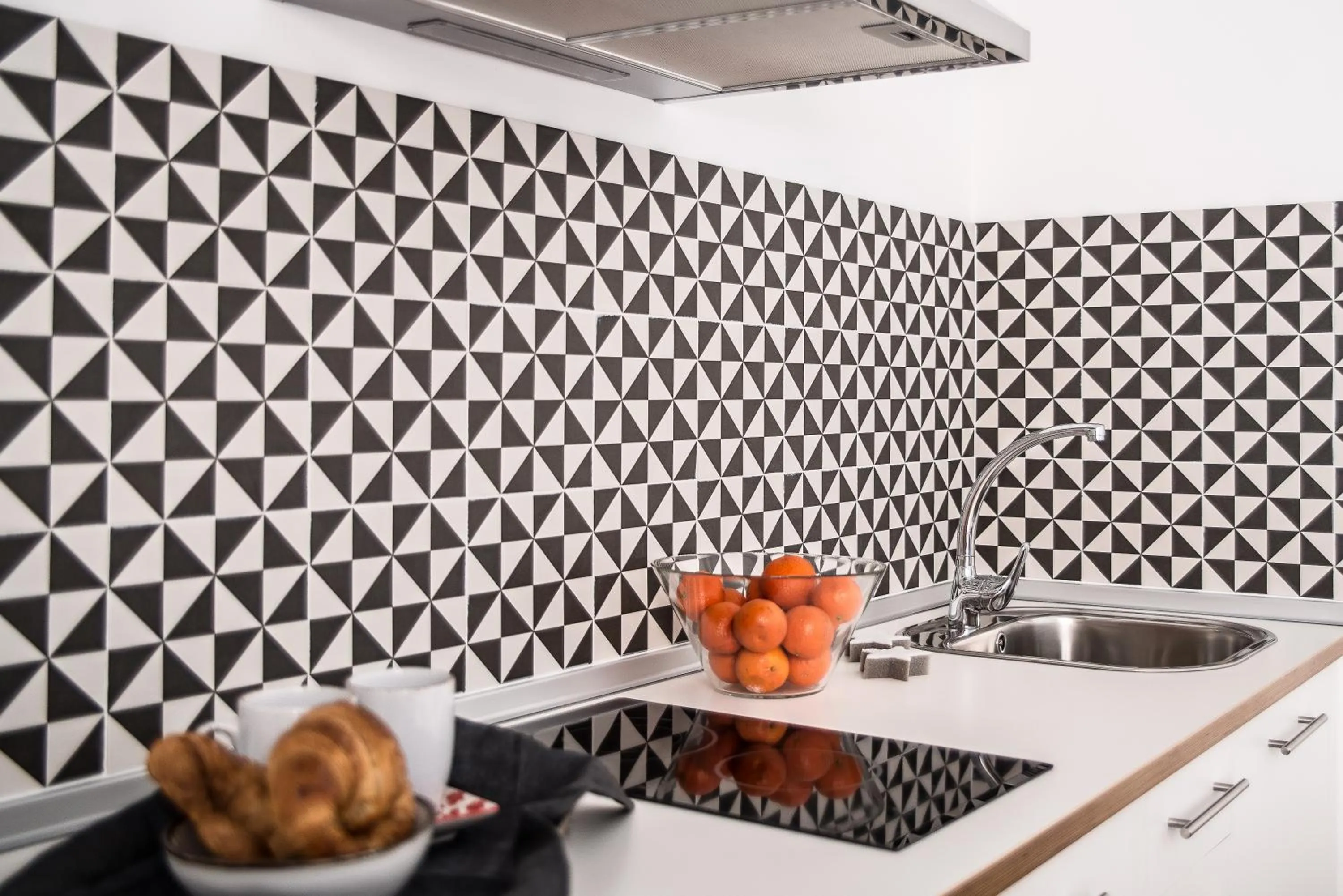 Kitchen or kitchenette in Apartamentos Campo Del Príncipe