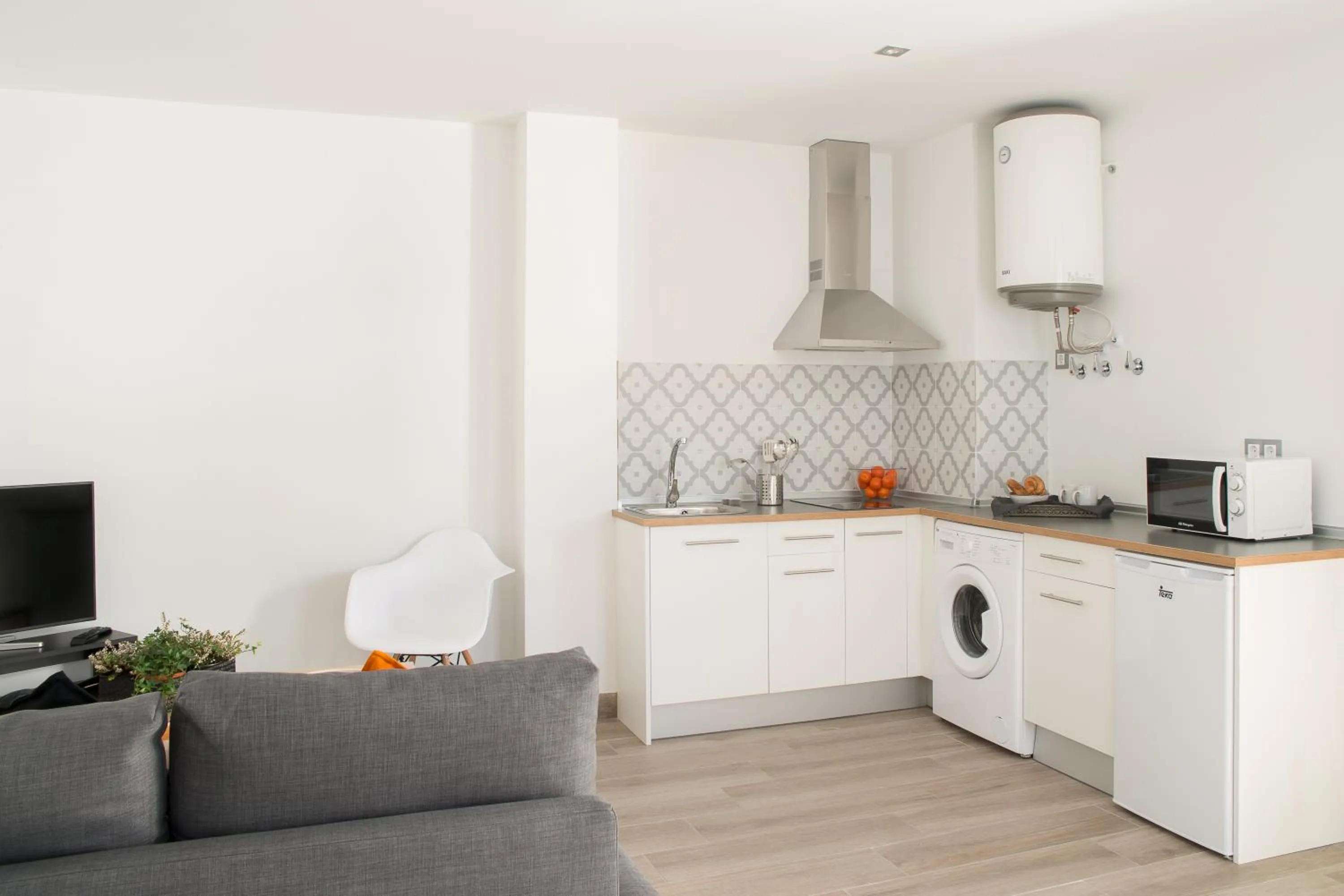 Kitchen or kitchenette in Apartamentos Campo Del Príncipe