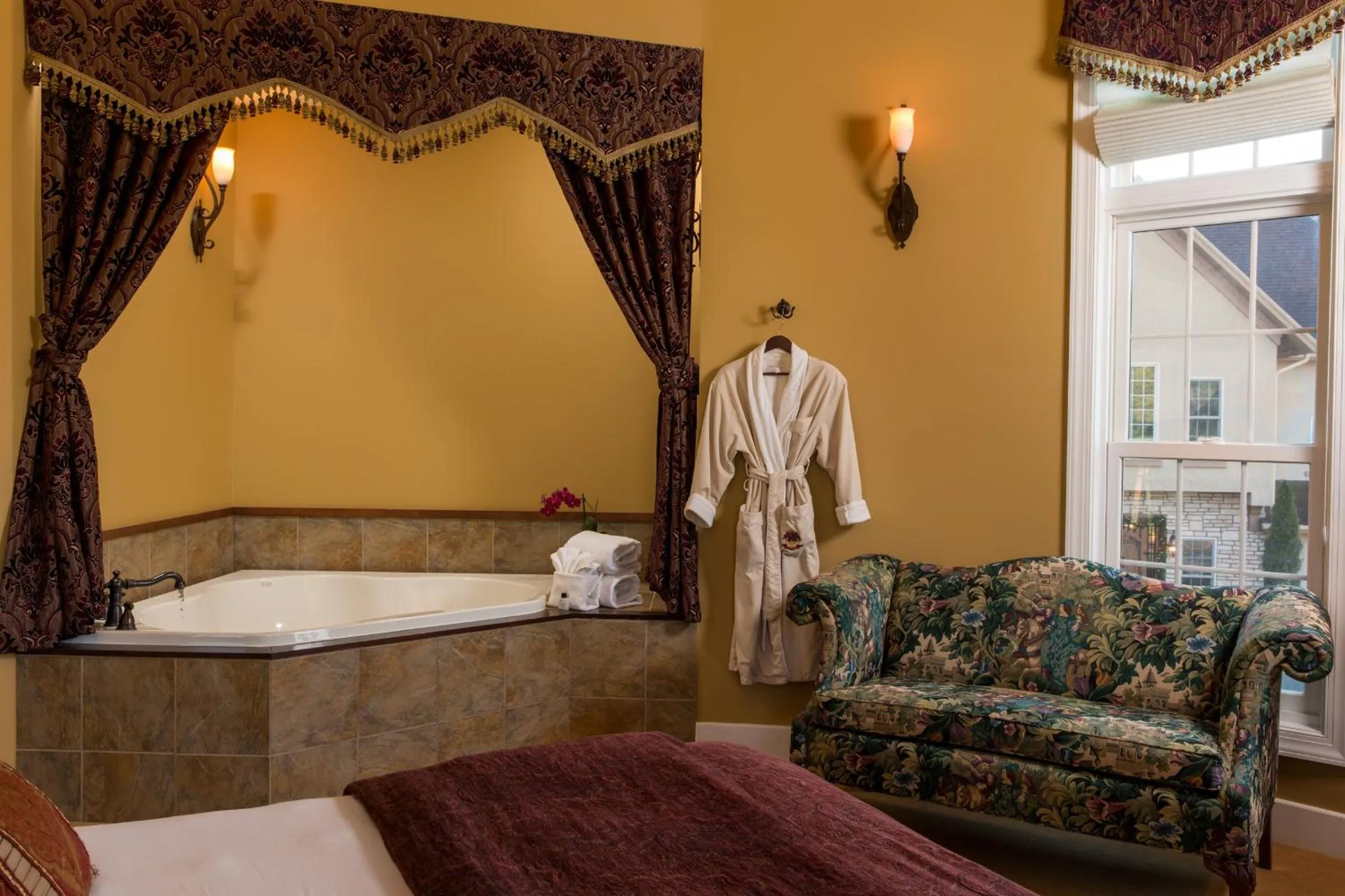 Goldmoor Inn & Resort