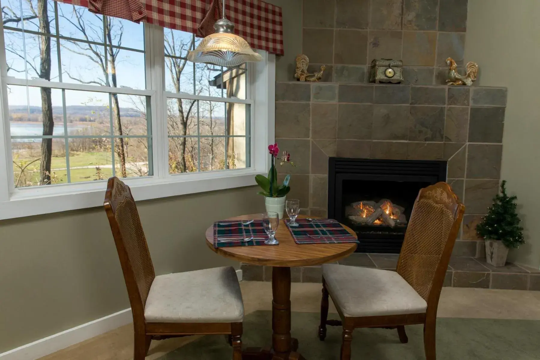 Bungalow - Water Front in Goldmoor Inn & Resort Bungalow - Water Front in Goldmoor Inn & Resort