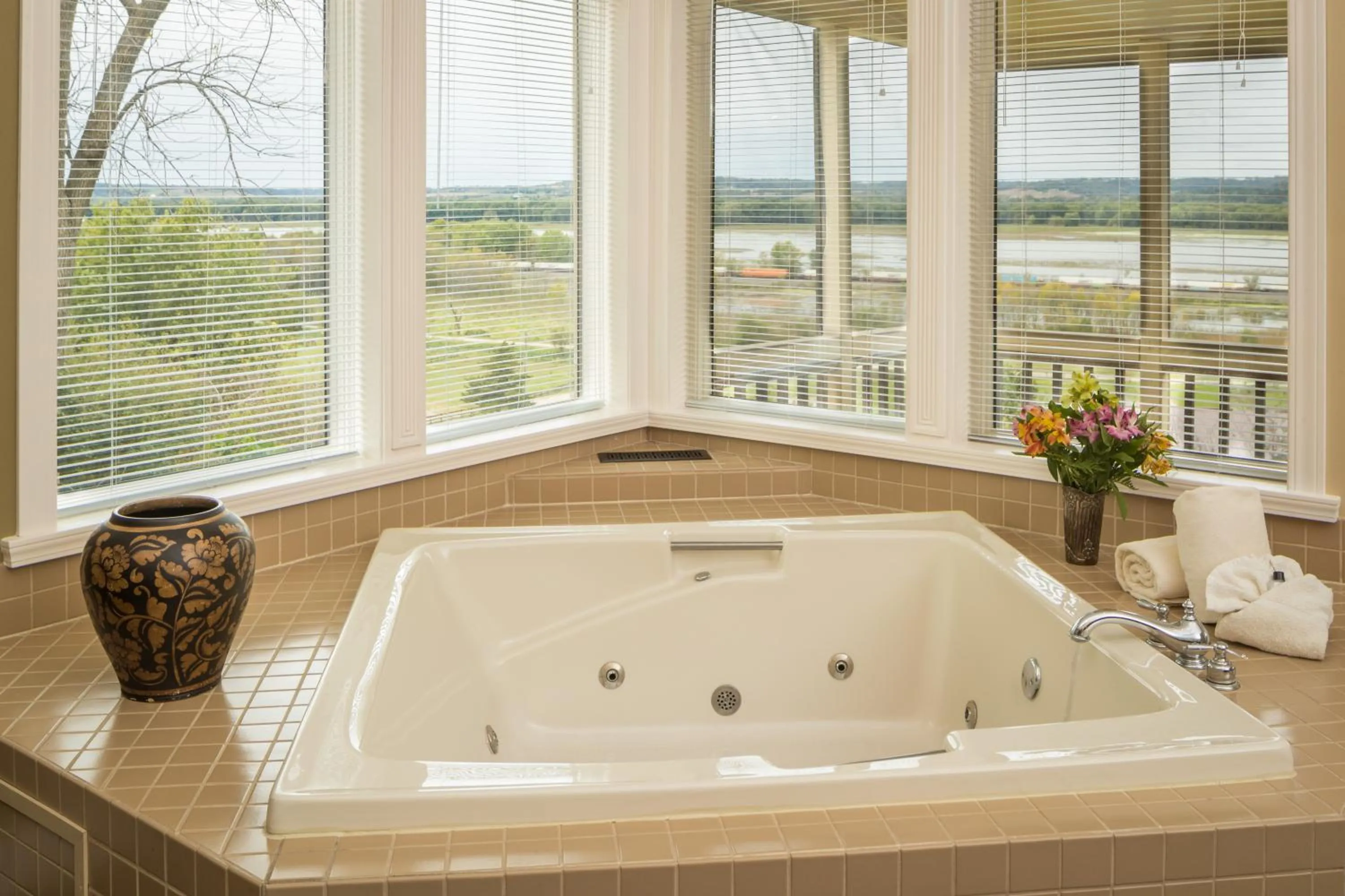 Goldmoor Inn & Resort