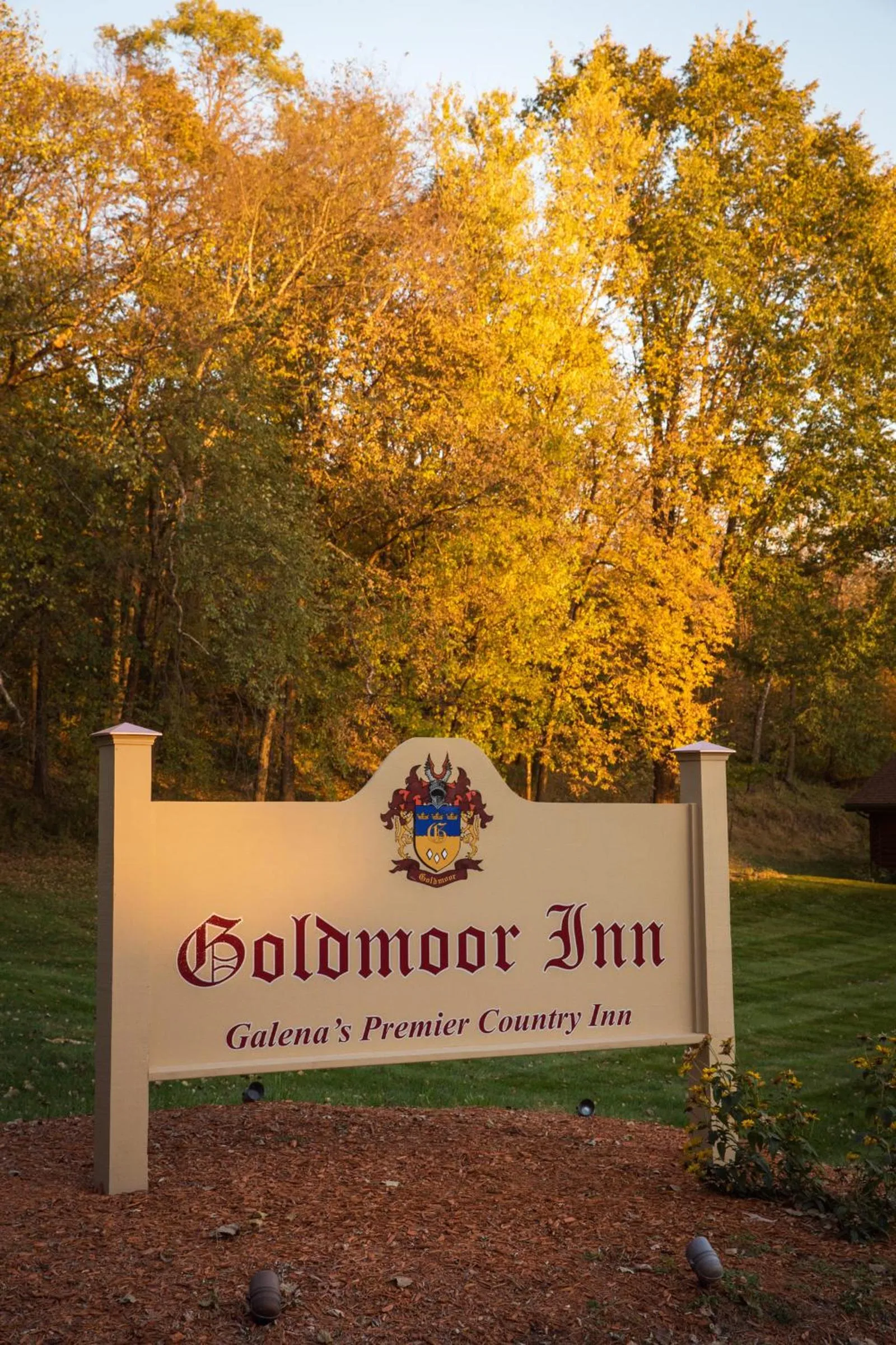 Property logo or sign in Goldmoor Inn & Resort