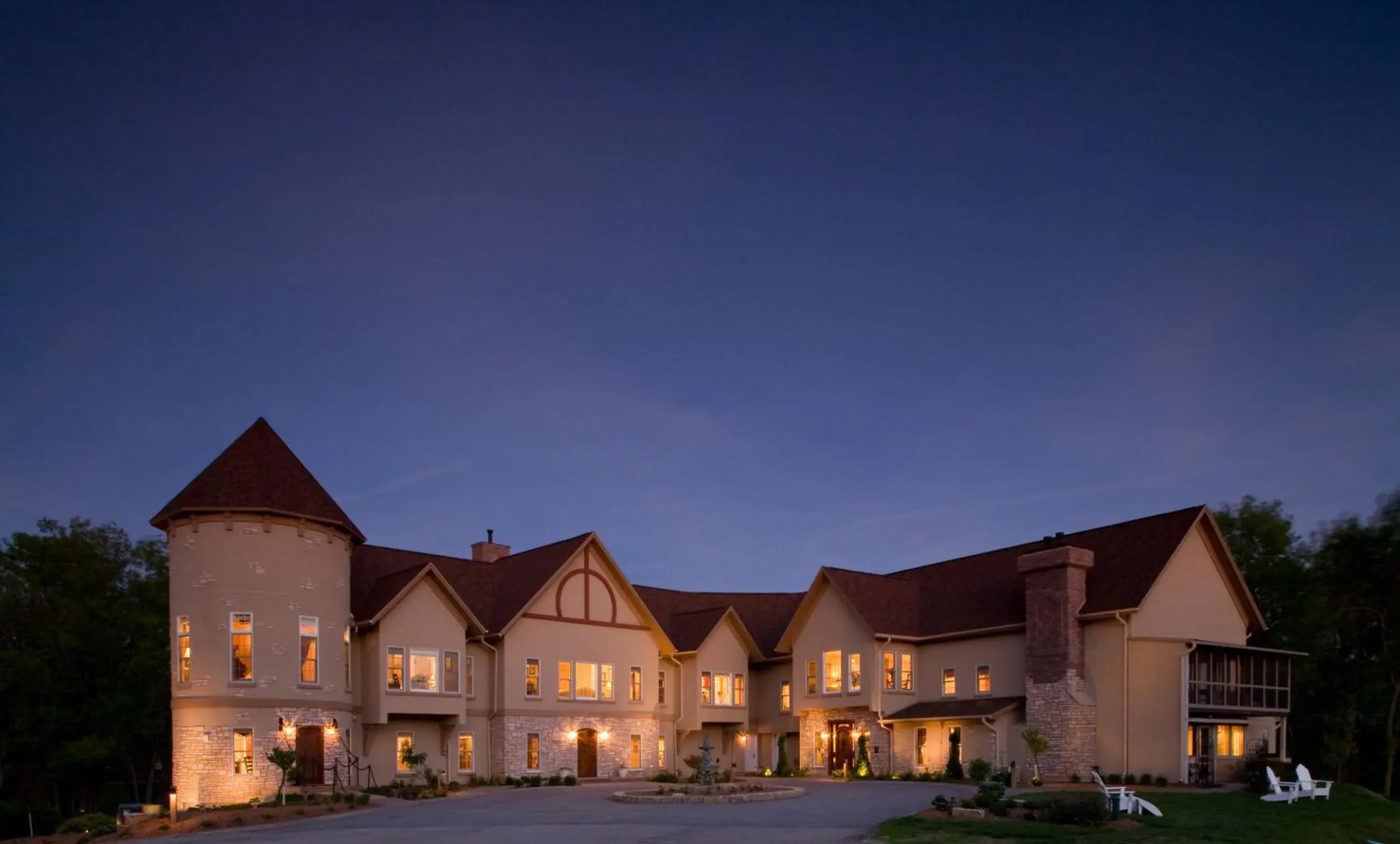 Property building in Goldmoor Inn & Resort Property building in Goldmoor Inn & Resort