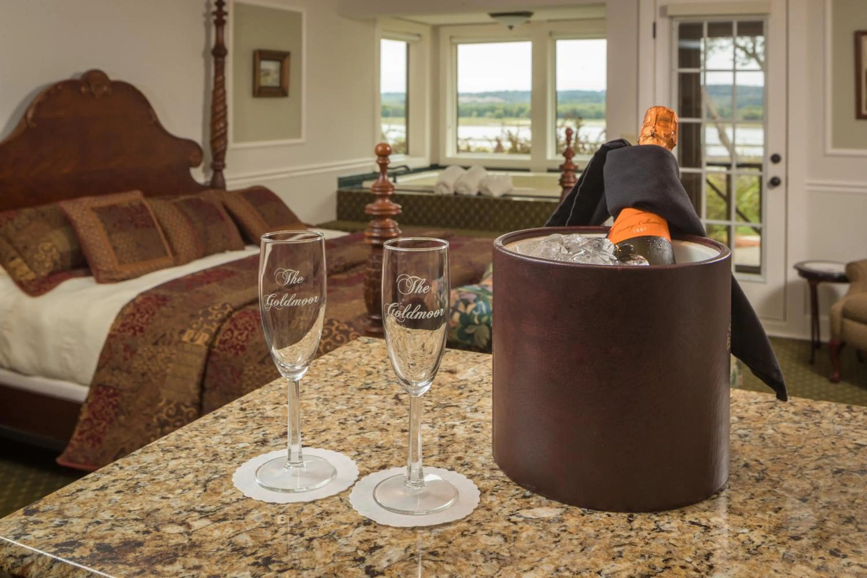 Goldmoor Inn & Resort