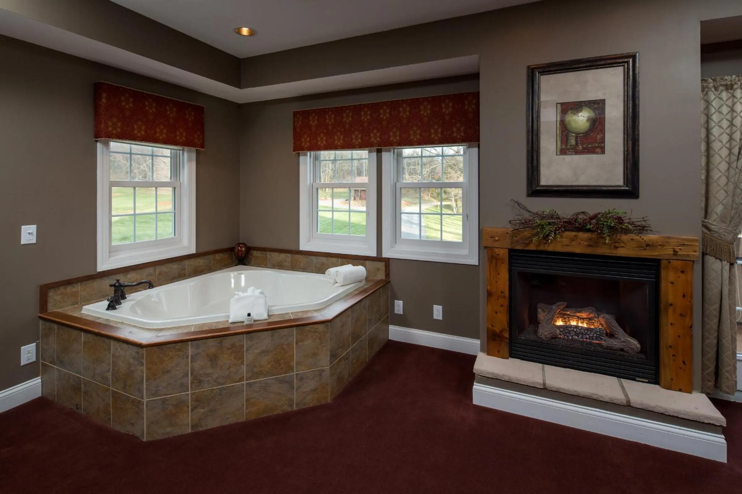 Hot Tub in Goldmoor Inn & Resort