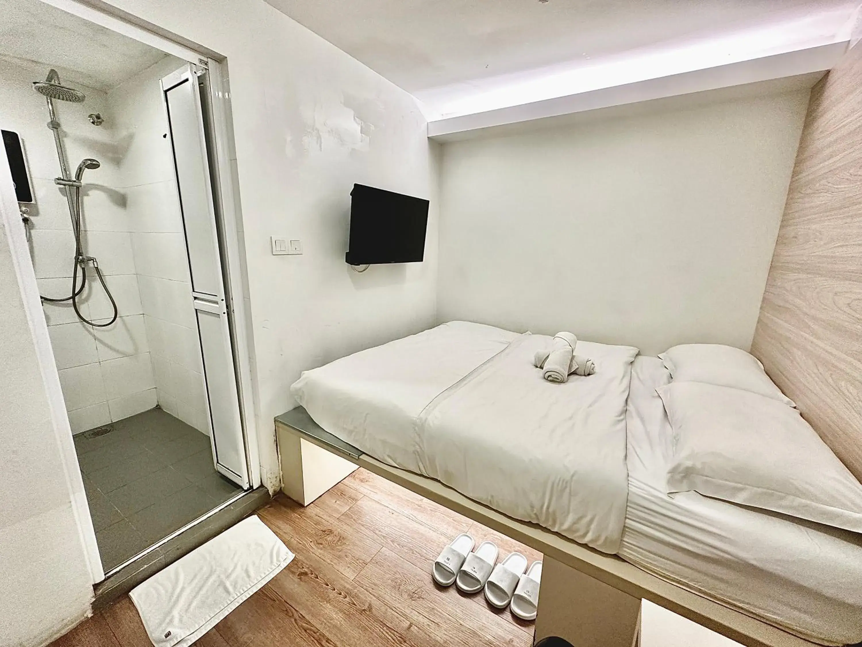 Photo of the whole room, Bed in Hotel 57 USJ 21 Subang Jaya Photo of the whole room, Bed in Hotel 57 USJ 21 Subang Jaya