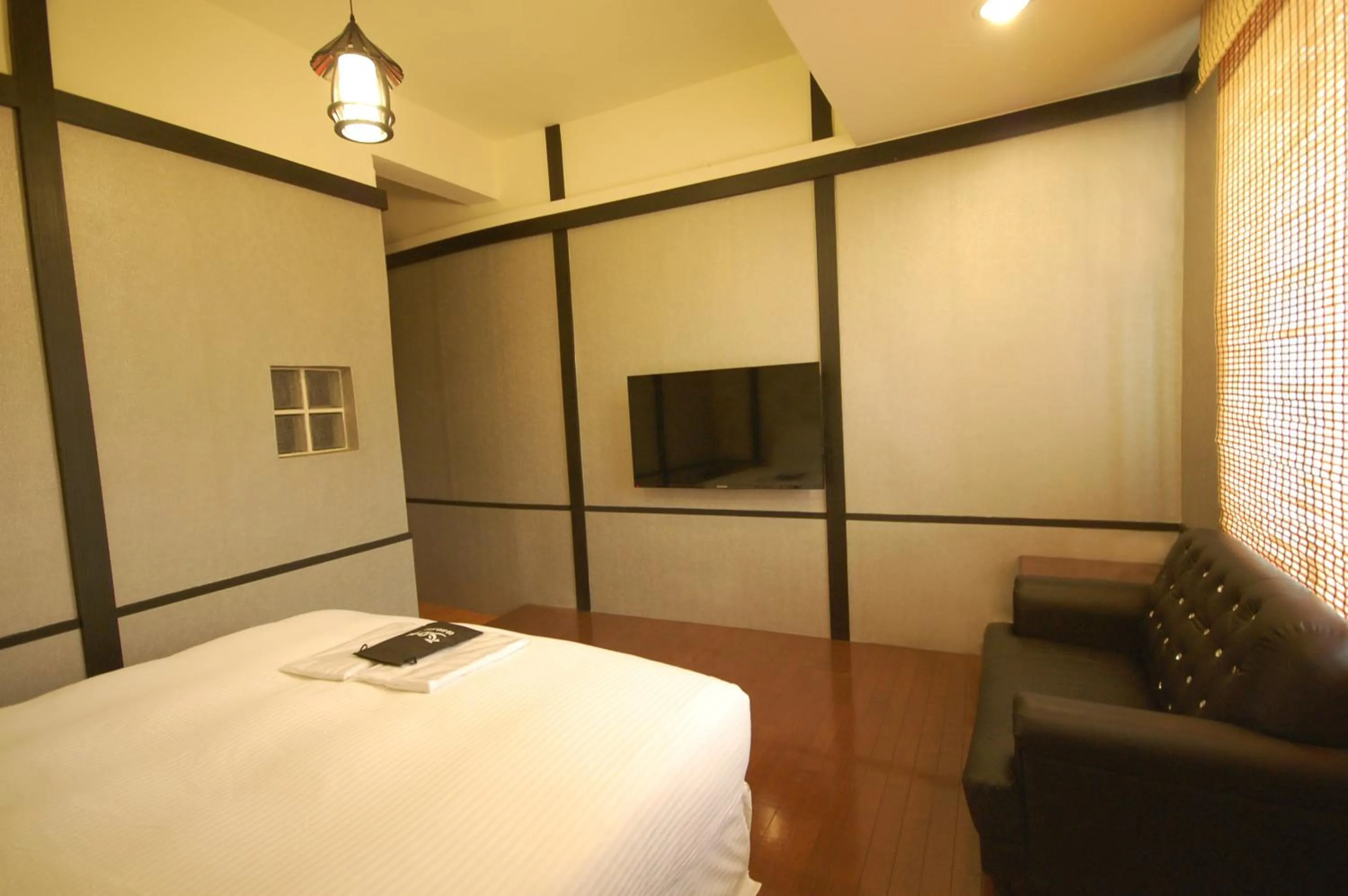 TV and multimedia, Bed in Hananoi Bed and Breakfast