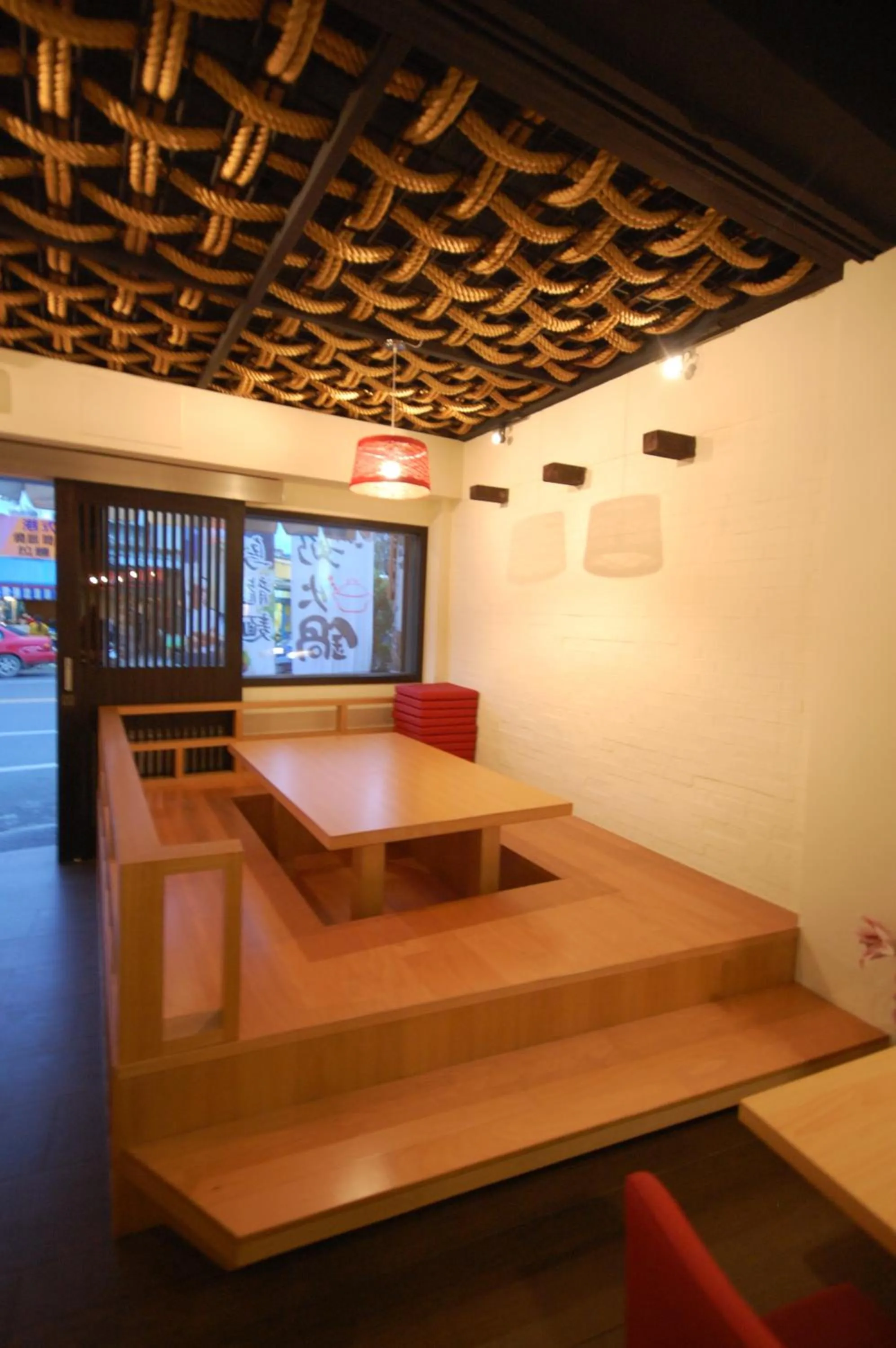Restaurant/places to eat in Hananoi Bed and Breakfast