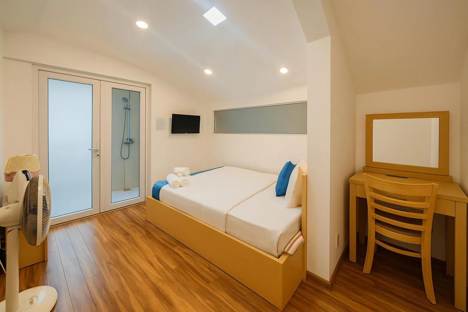 Bedroom, Bed in Tuan Thuy Hotel