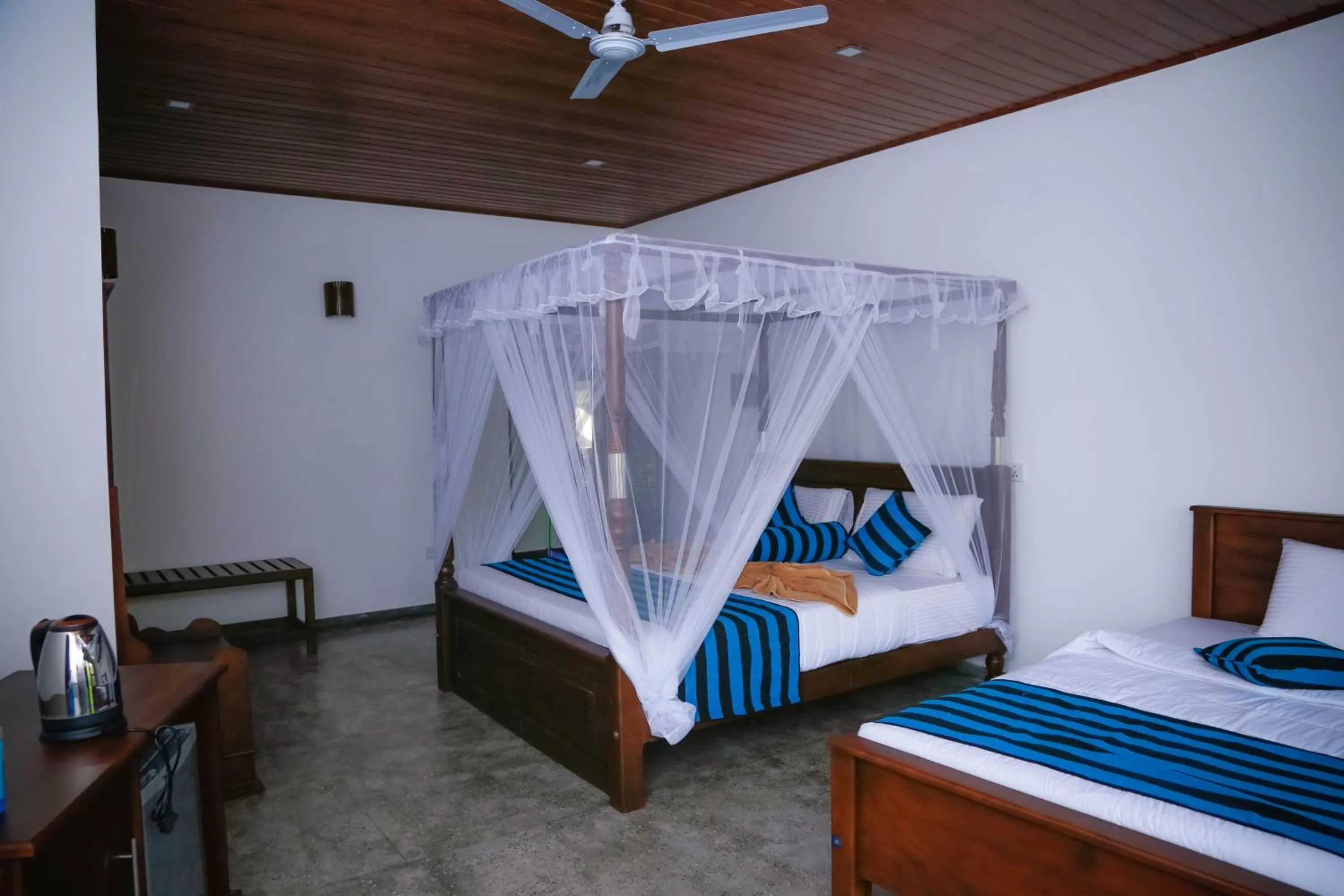 Hotel City Grand Ella