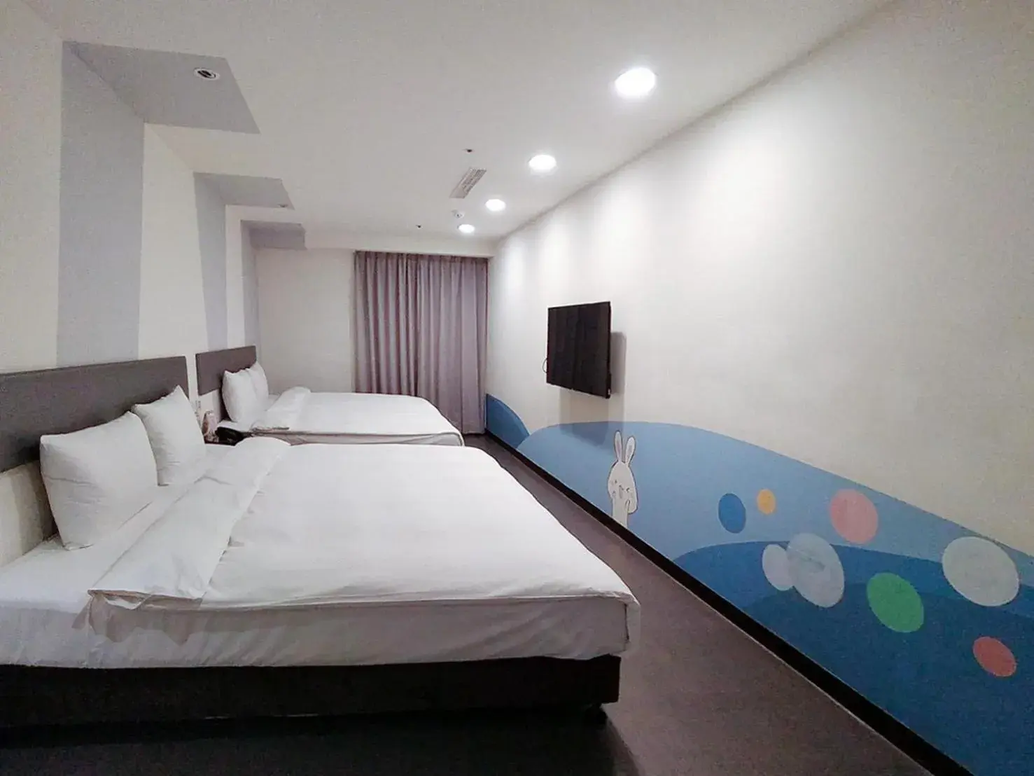 Photo of the whole room, Bed in Hotel J Taoyuan