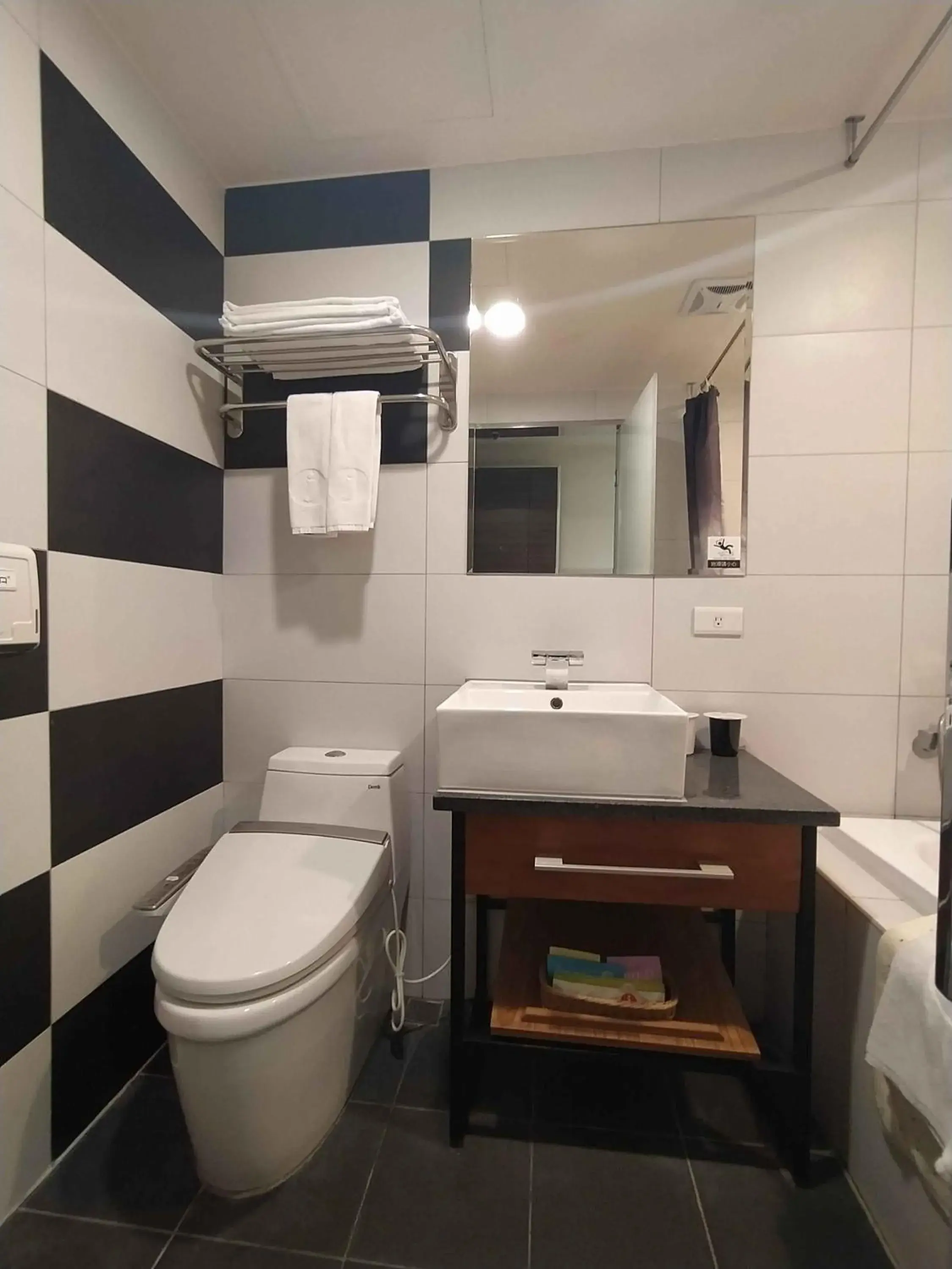 Toilet, Bathroom in Hotel J Taoyuan