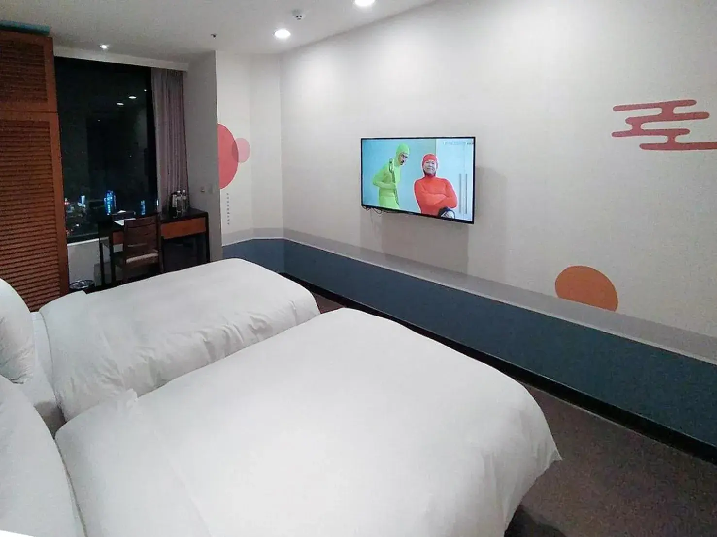 Photo of the whole room, Bed in Hotel J Taoyuan