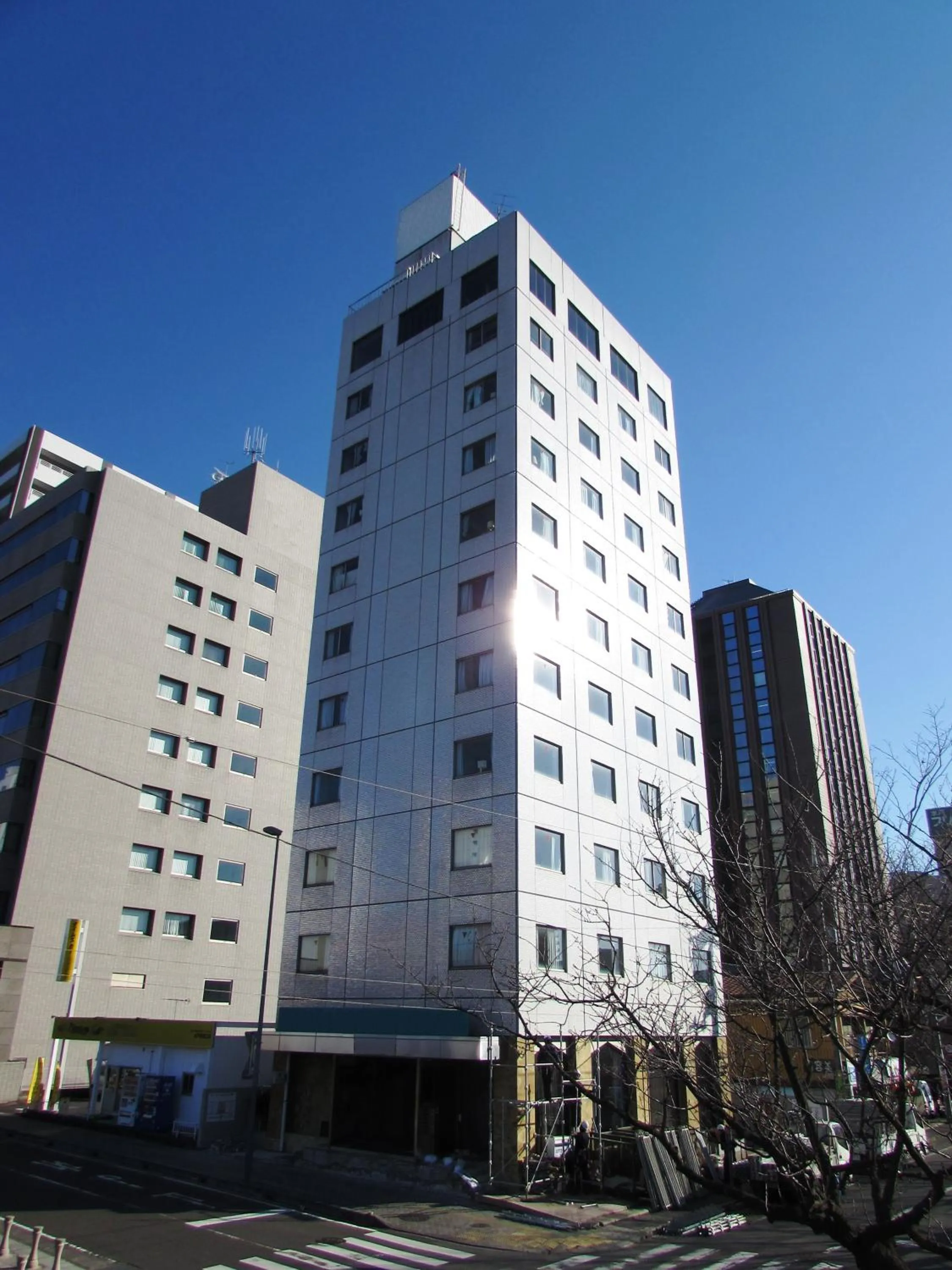 Facade/entrance in APA Hotel Mito-Ekimae