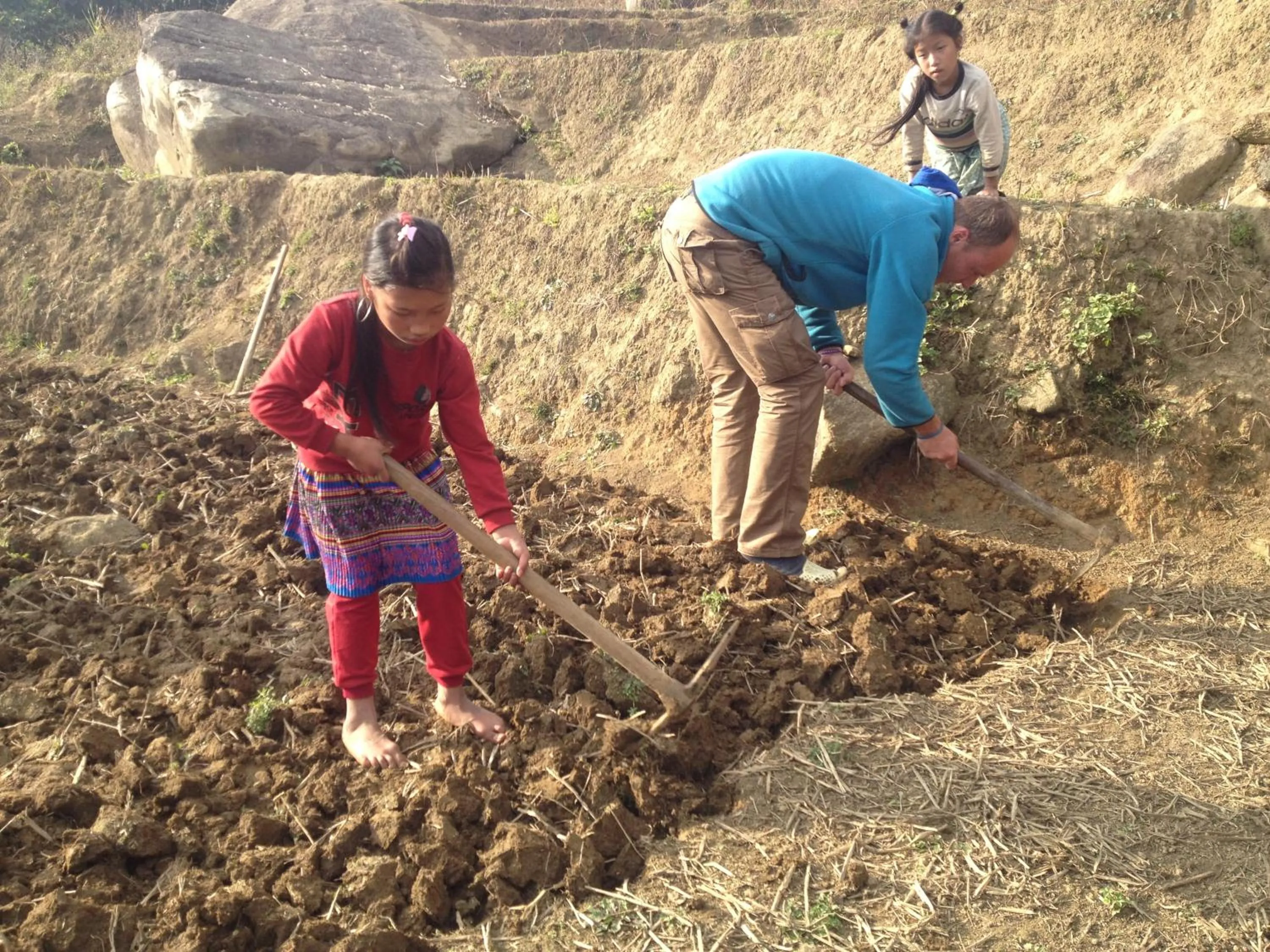 Skiing in Mekhoo & Zizi Sapa Homestay