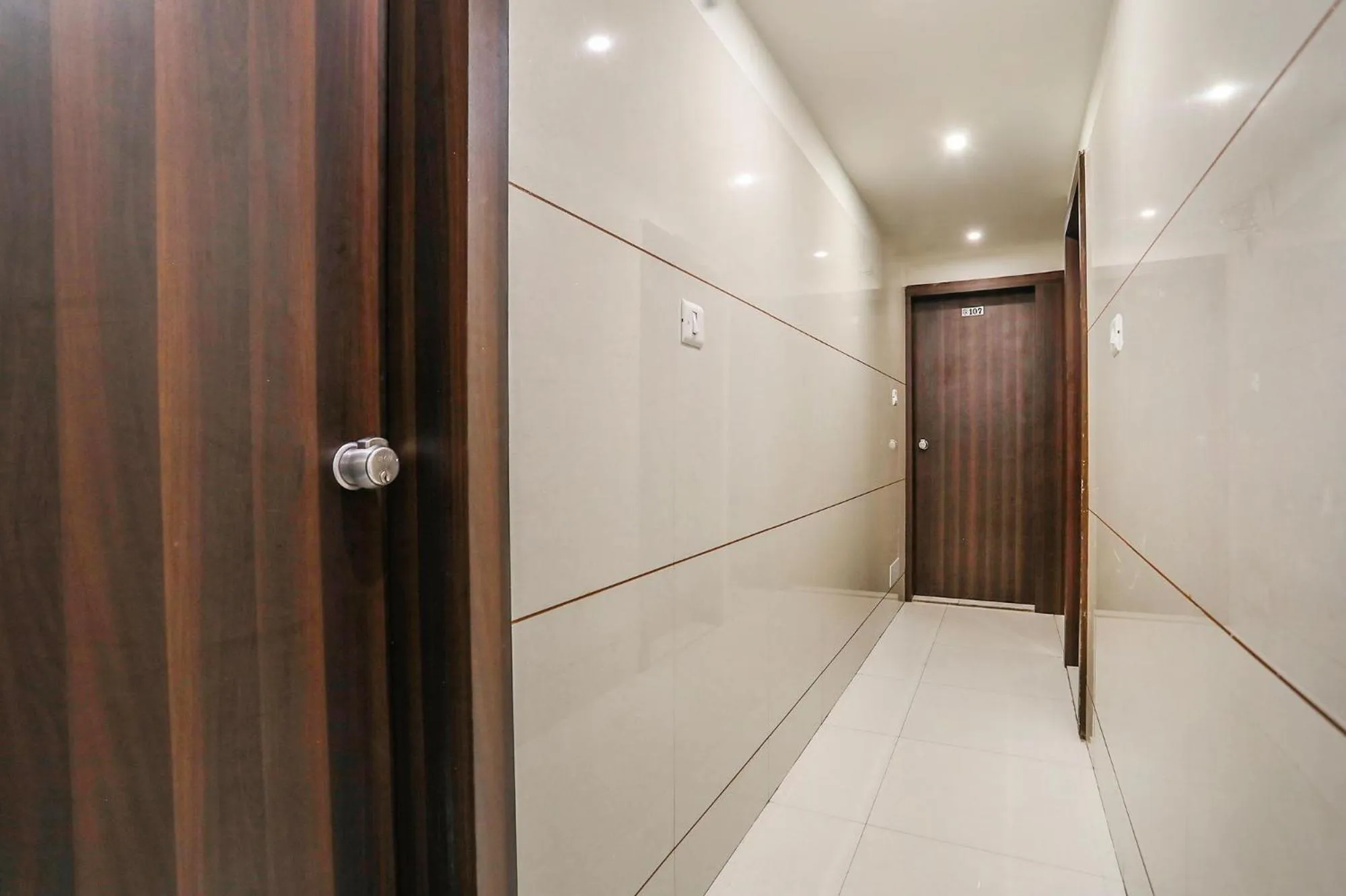 Lobby or reception in FabHotel SK