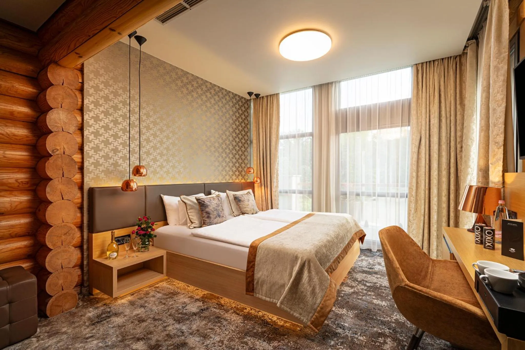 Bed in Avalon Resort & SPA