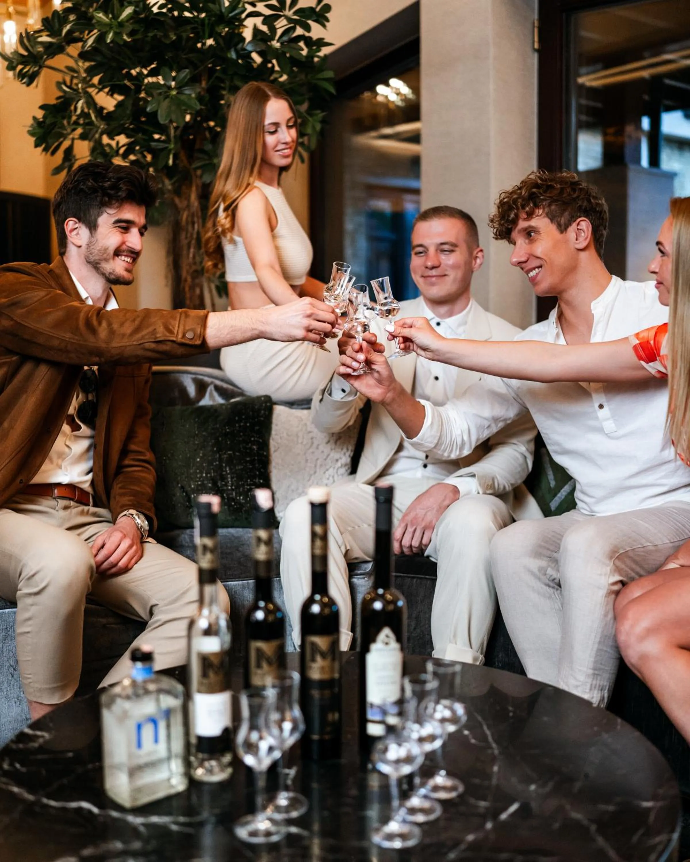 Lounge or bar in Avalon Resort & SPA