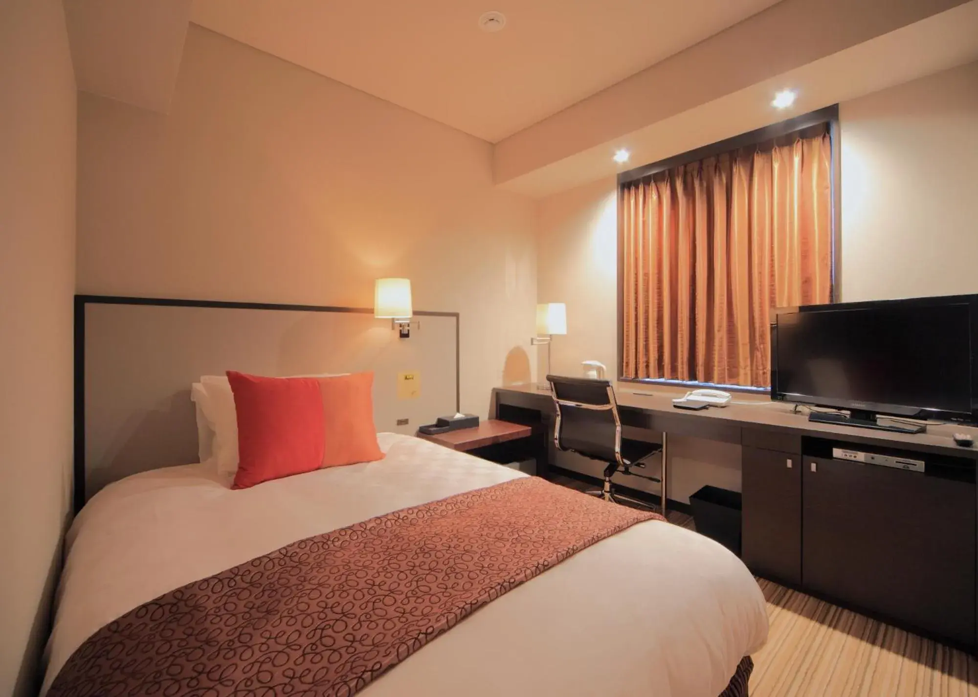 Photo of the whole room, Bed in Terrace Inn Katsuta Photo of the whole room, Bed in Terrace Inn Katsuta