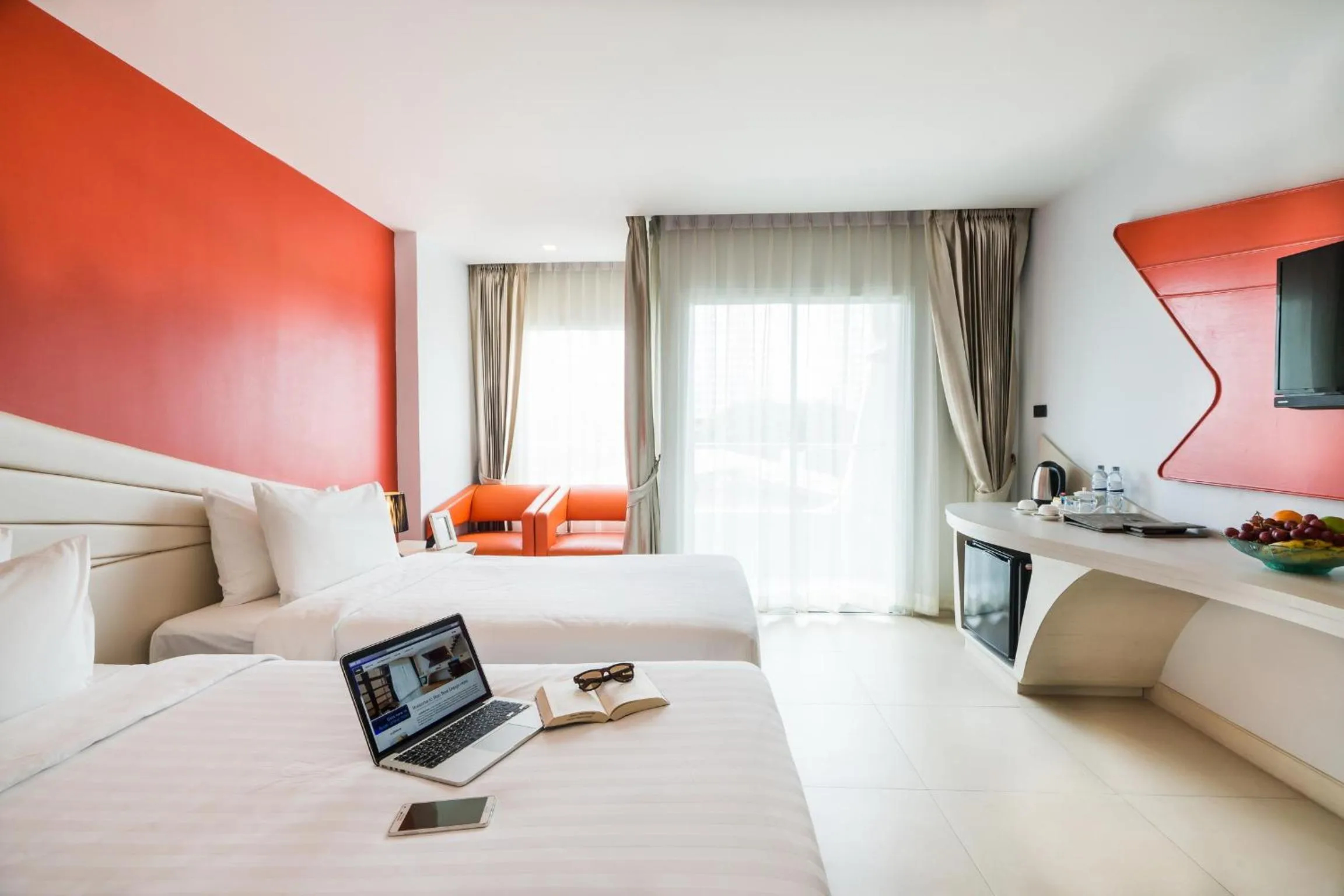 Shower, Bed in Blue Boat Hotel JC