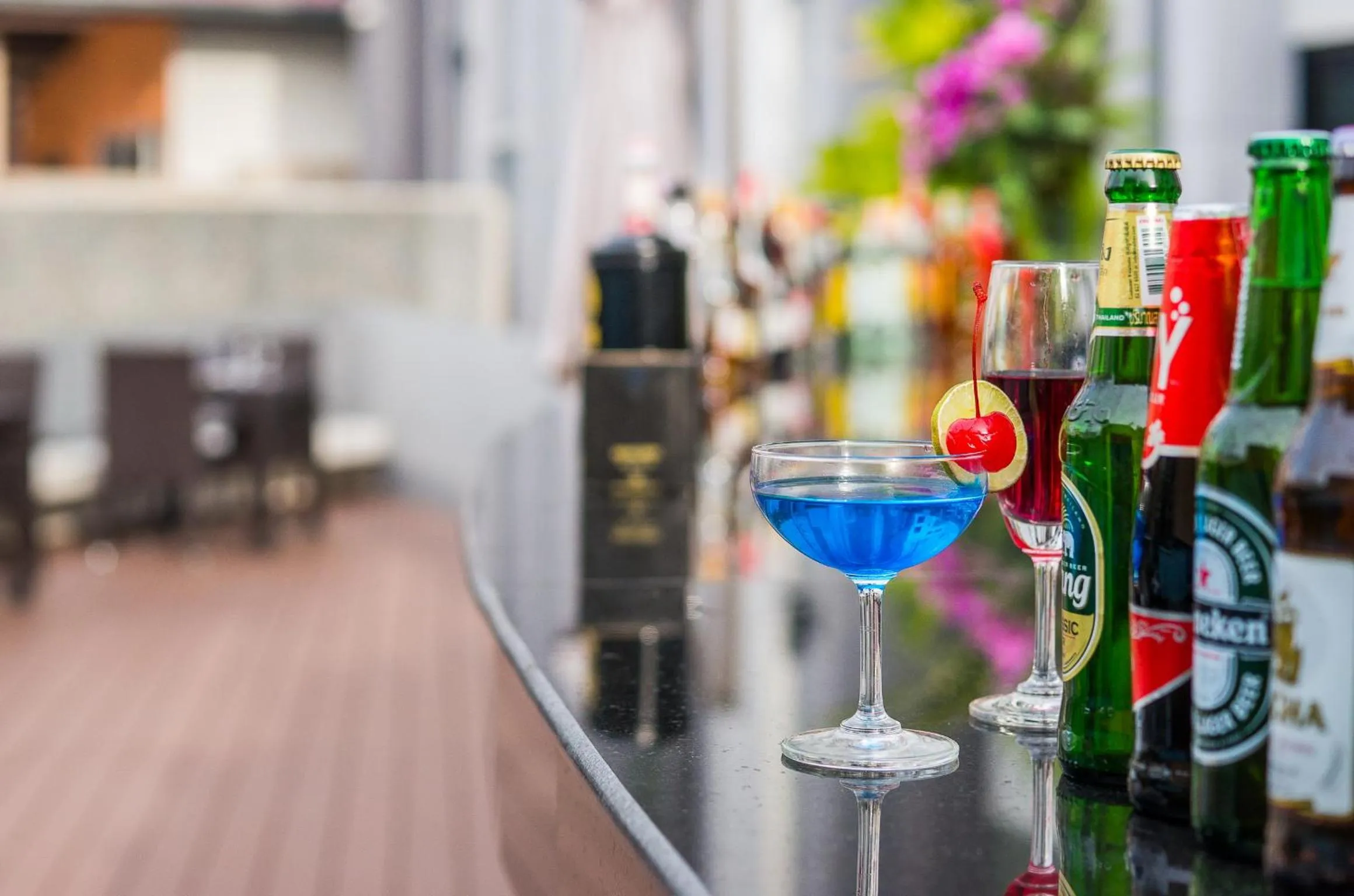 Restaurant/places to eat in Blue Boat Hotel JC