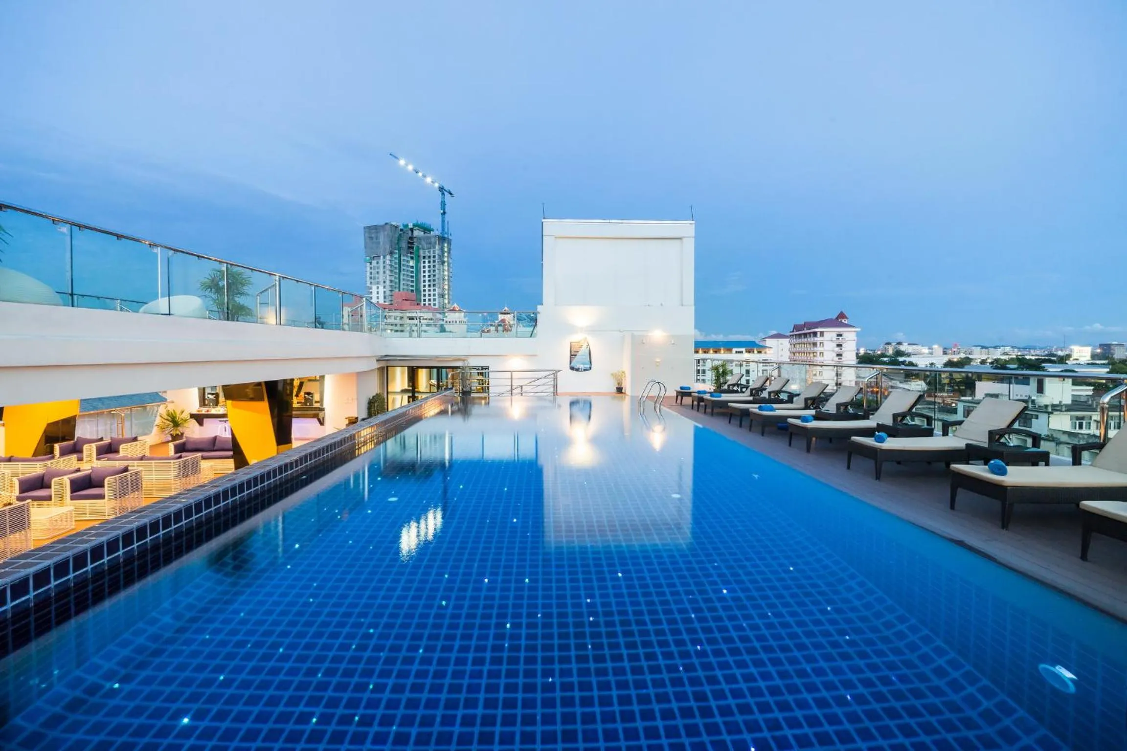 Swimming pool in Blue Boat Hotel JC
