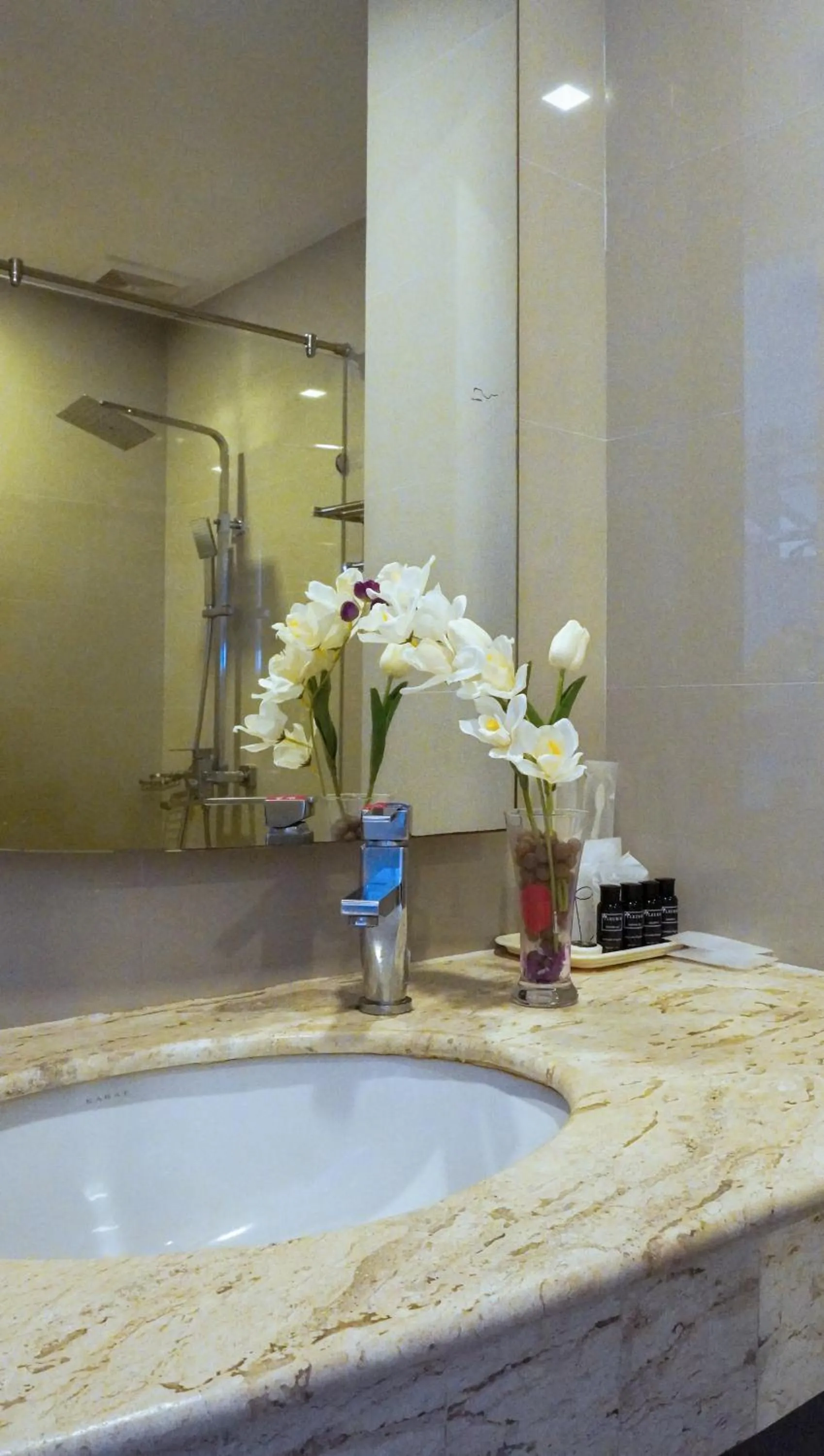 Bathroom in Blue Boat Hotel JC