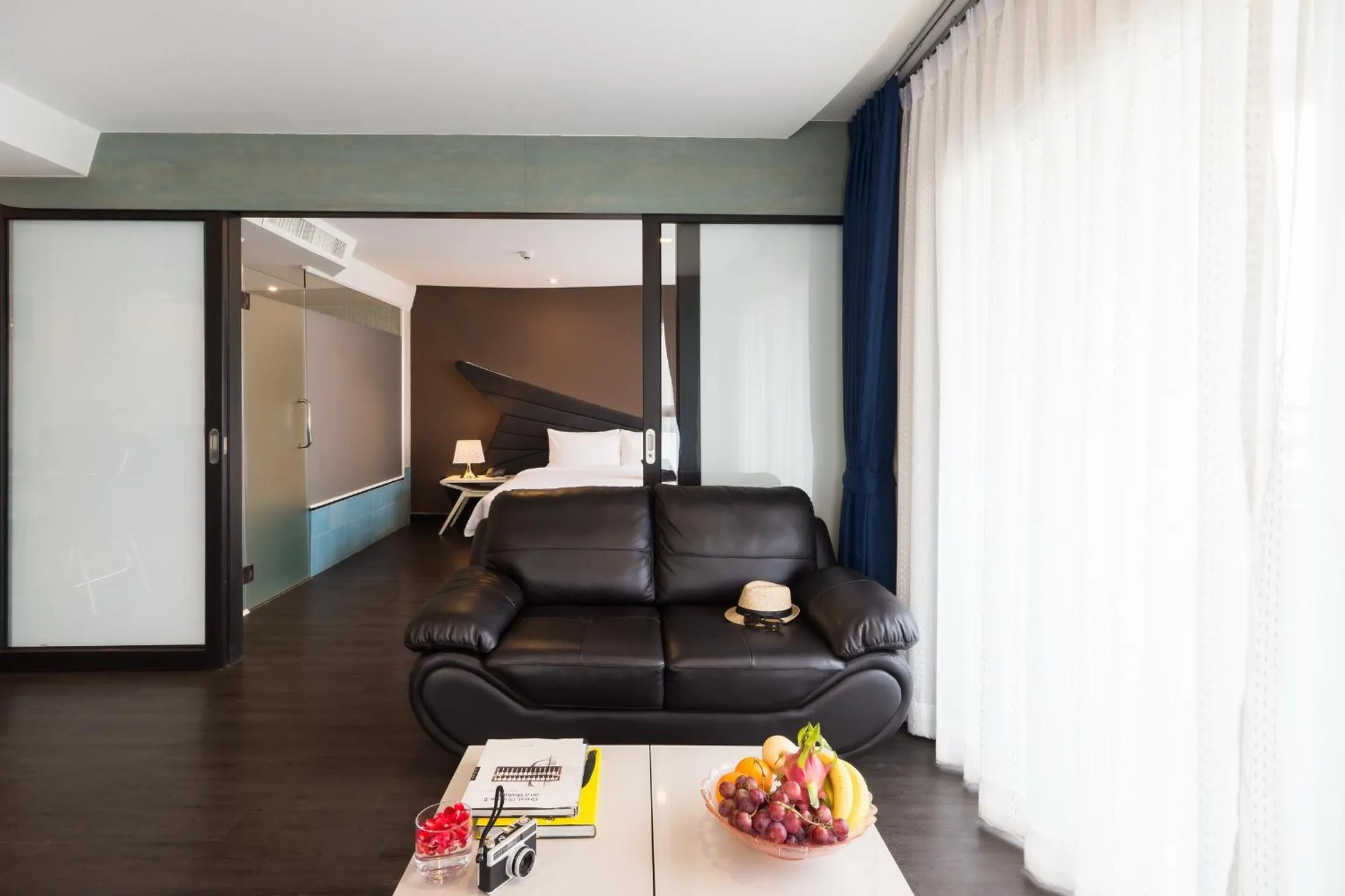 Seating area in Blue Boat Hotel JC